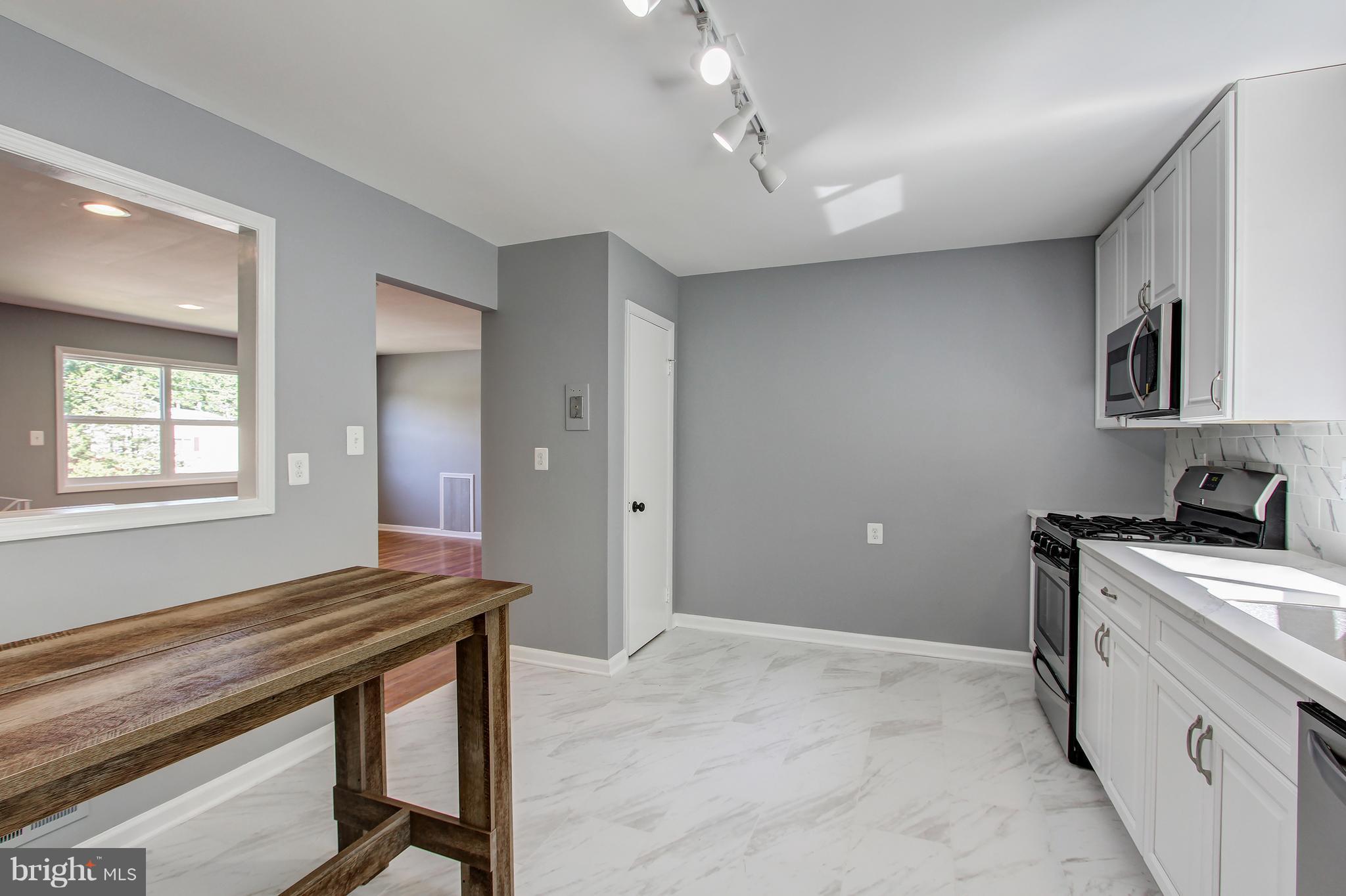 EDWARD ESTATES - Residential