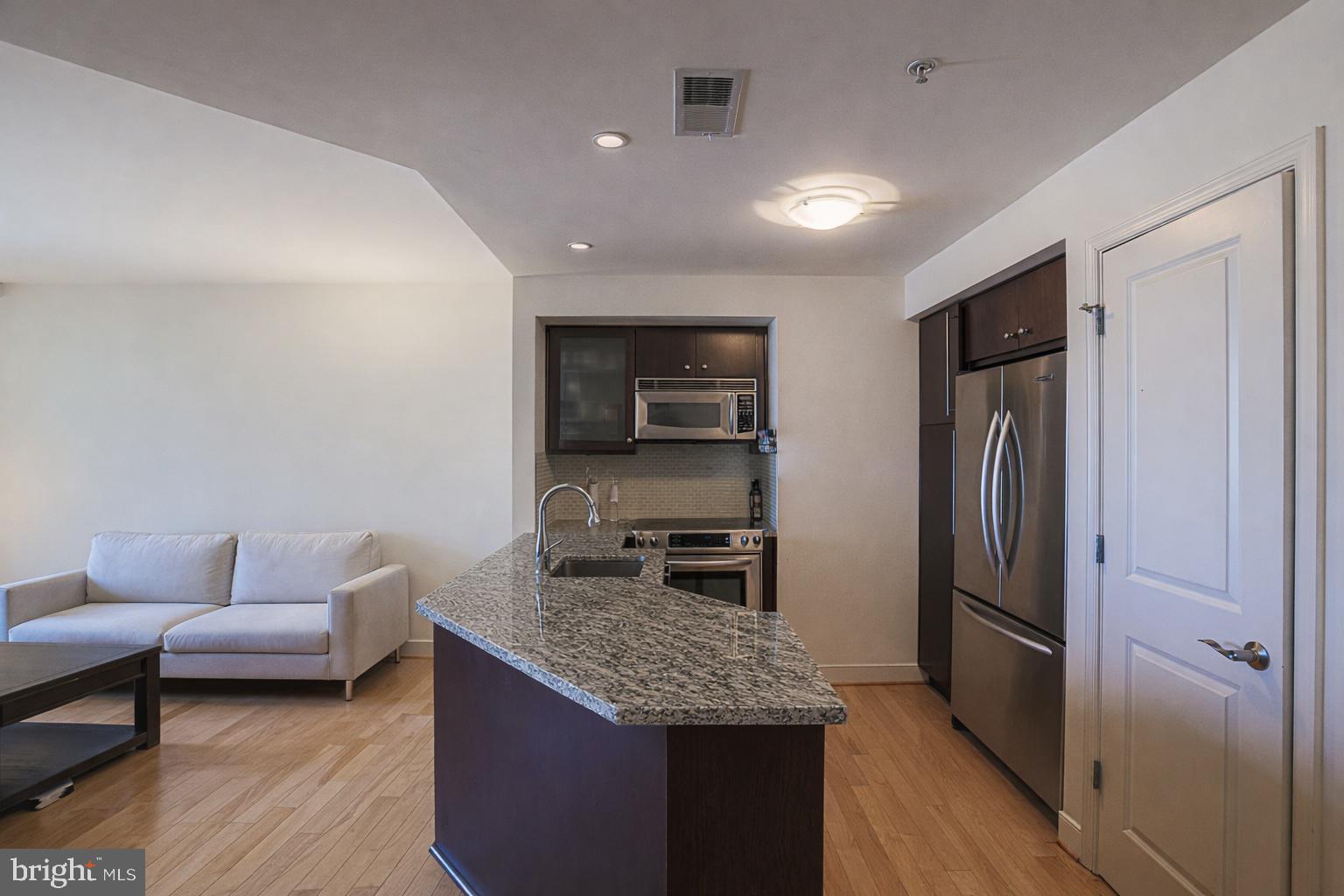 HARBOR EAST - Residential