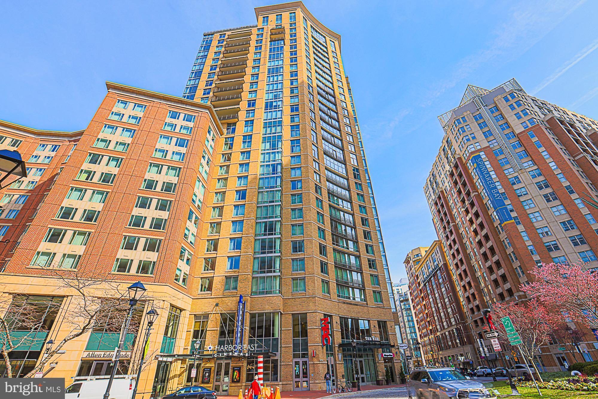 HARBOR EAST - Residential