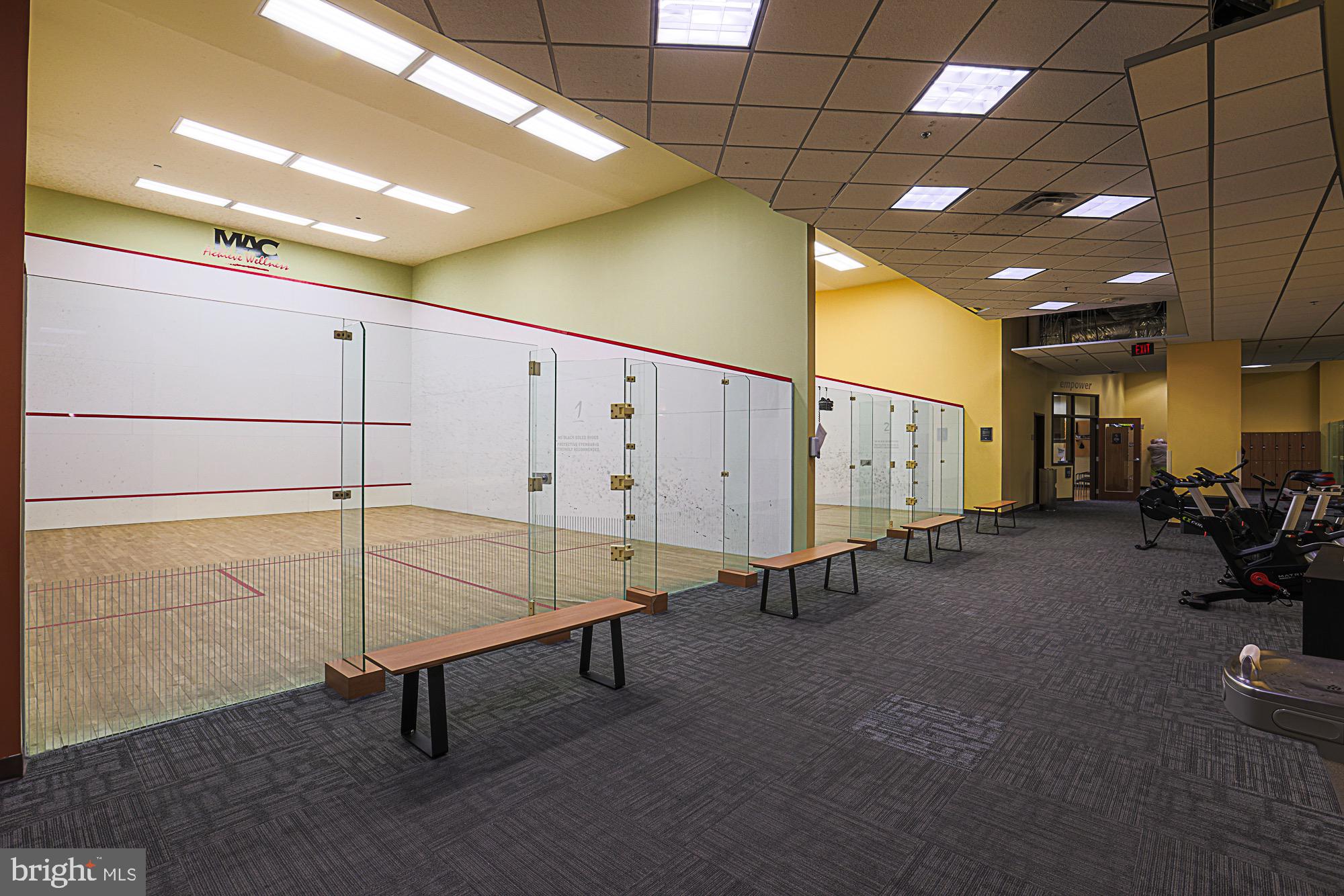 HARBOR EAST - Residential