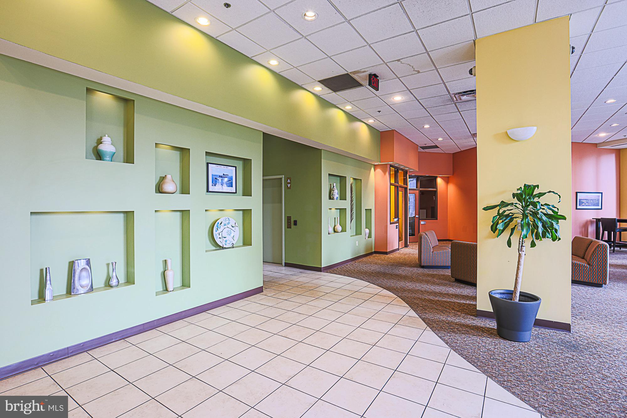 HARBOR EAST - Residential