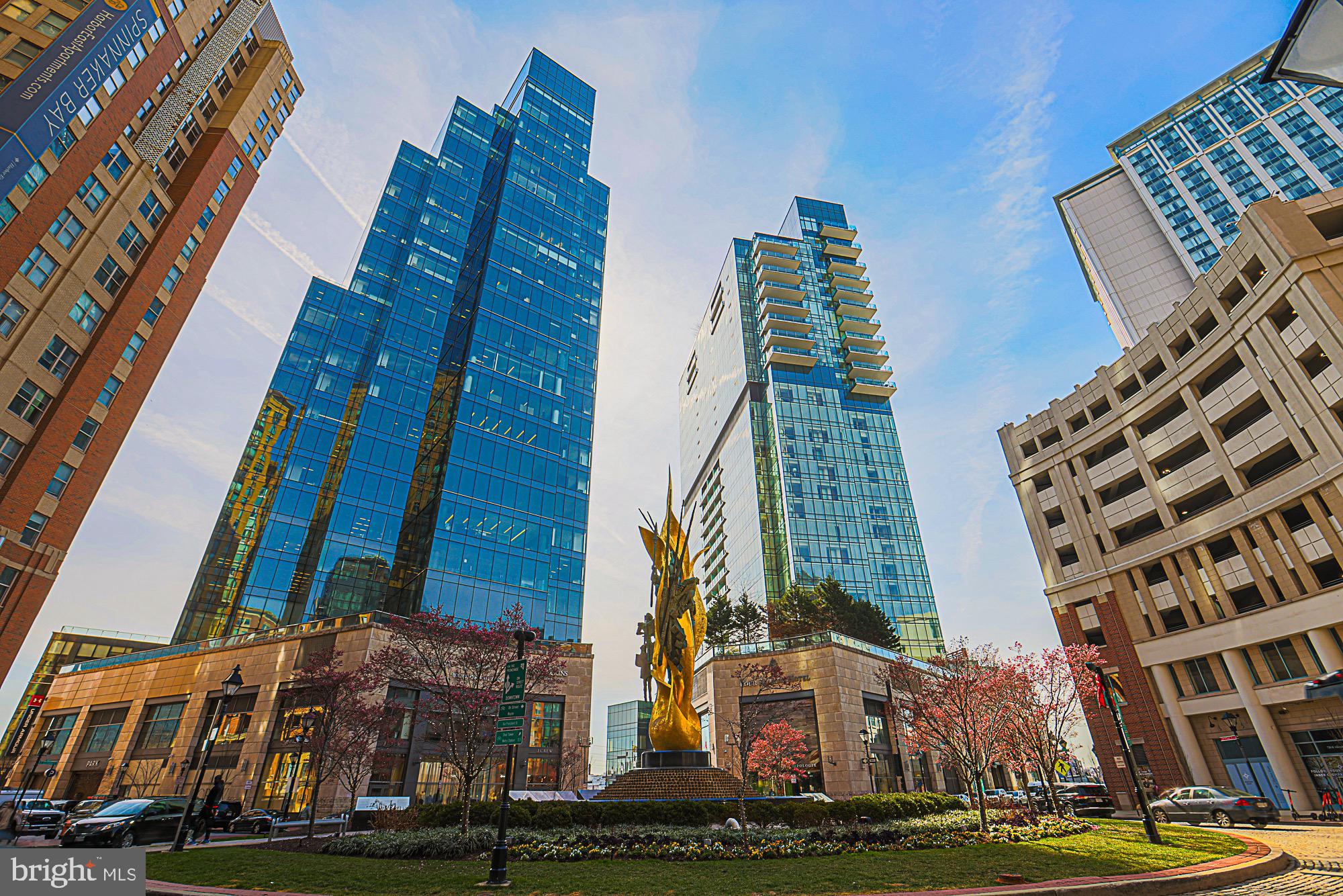 HARBOR EAST - Residential