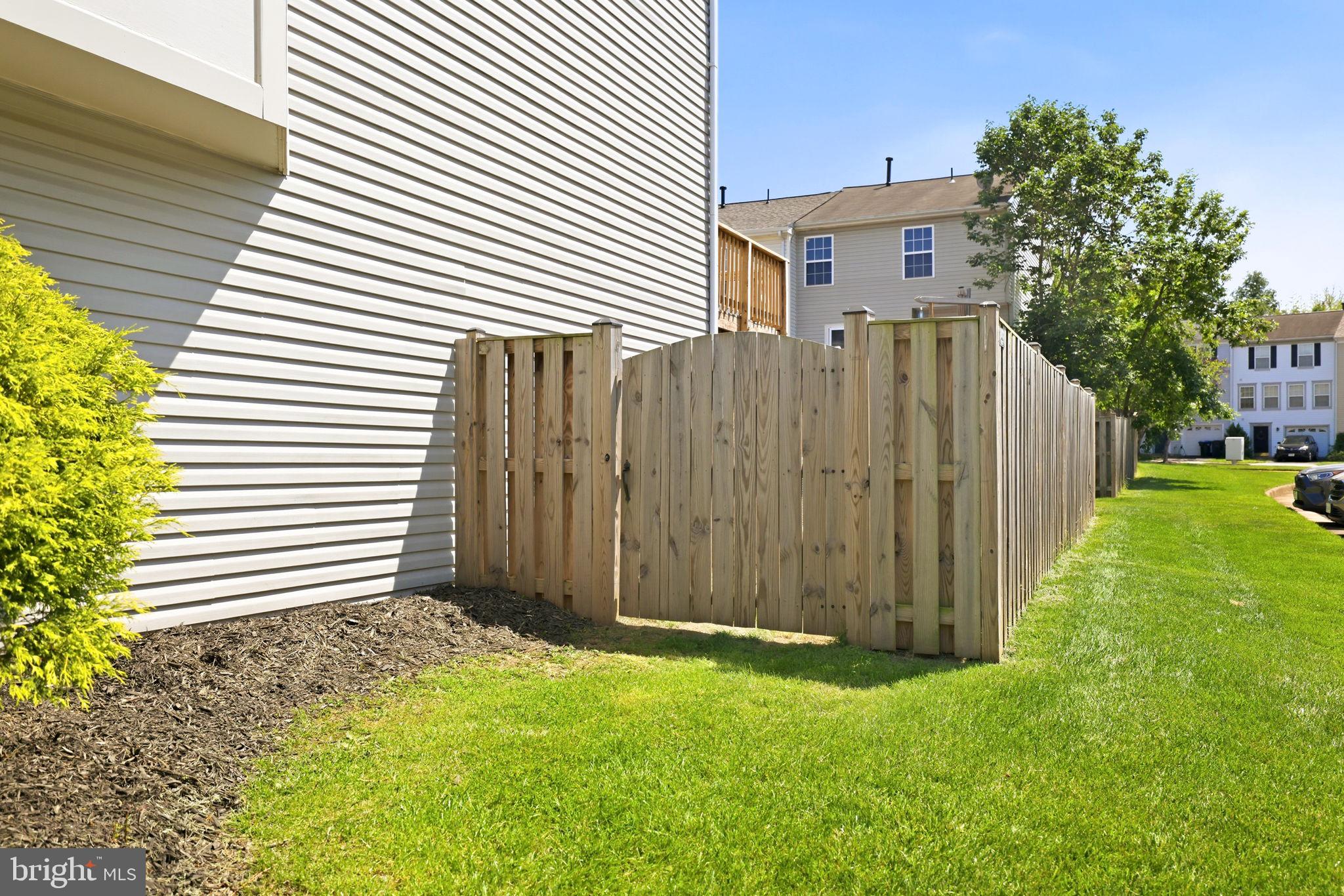 7011 VILLAGE STREAM PLACE