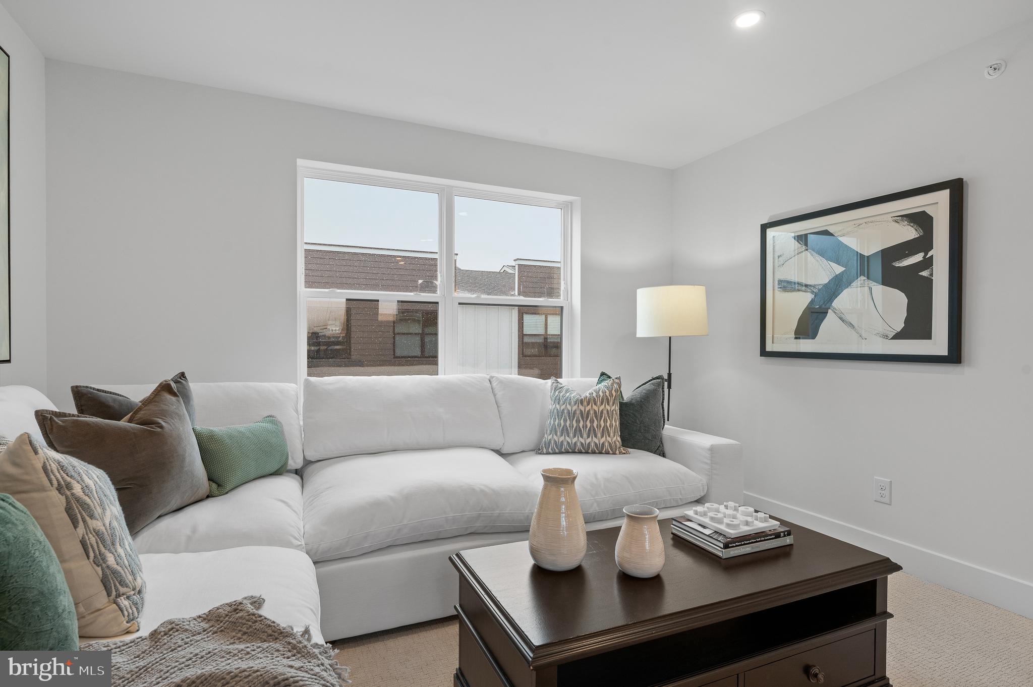 RIVER PLACE - Residential