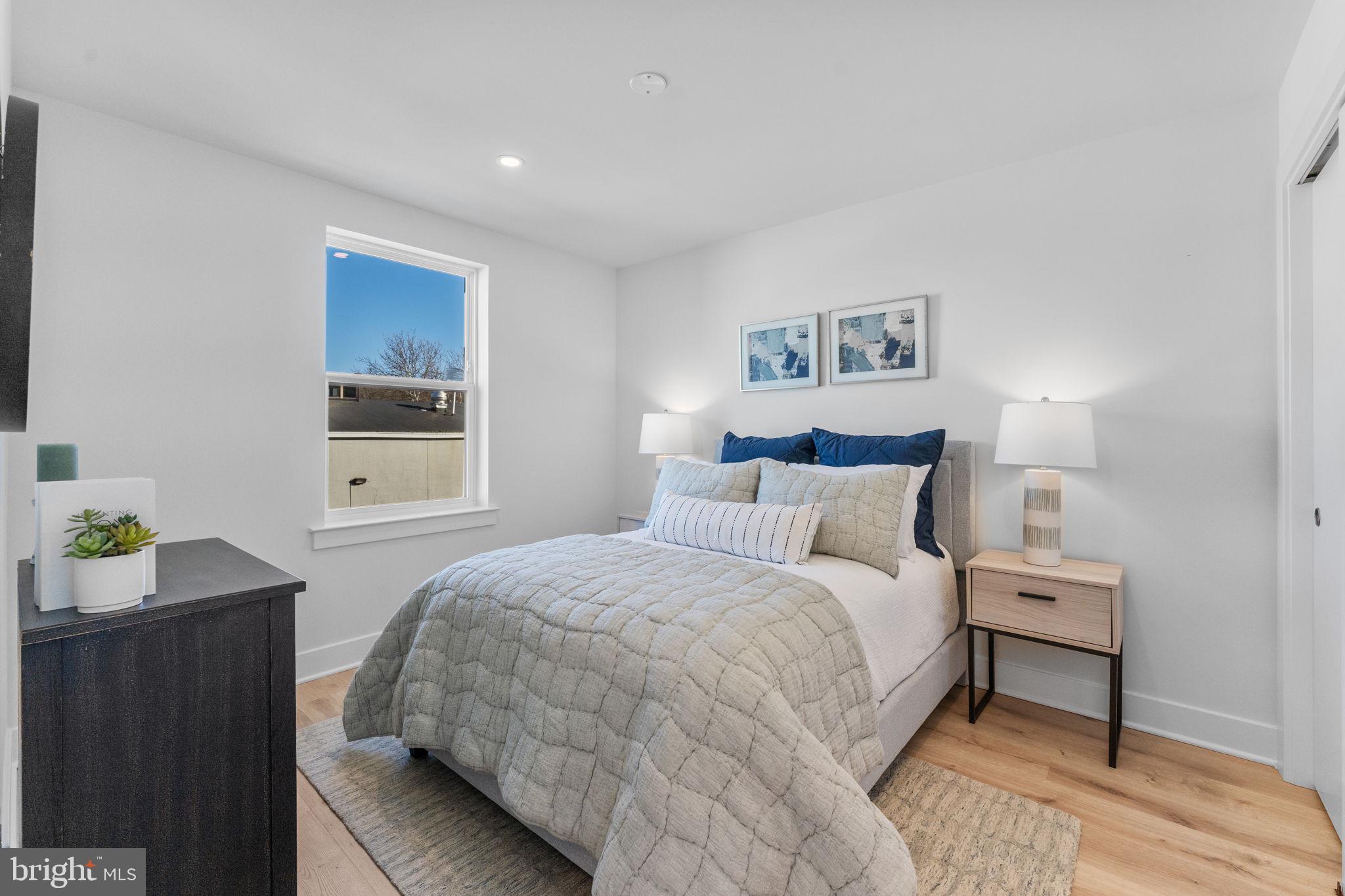 RIVER PLACE - Residential