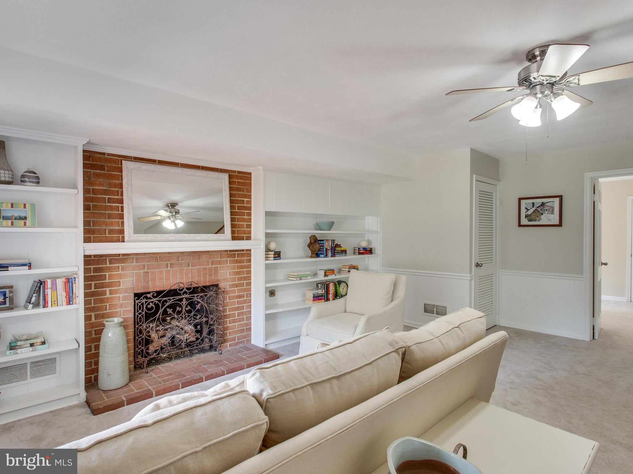 YATES GARDENS - Residential