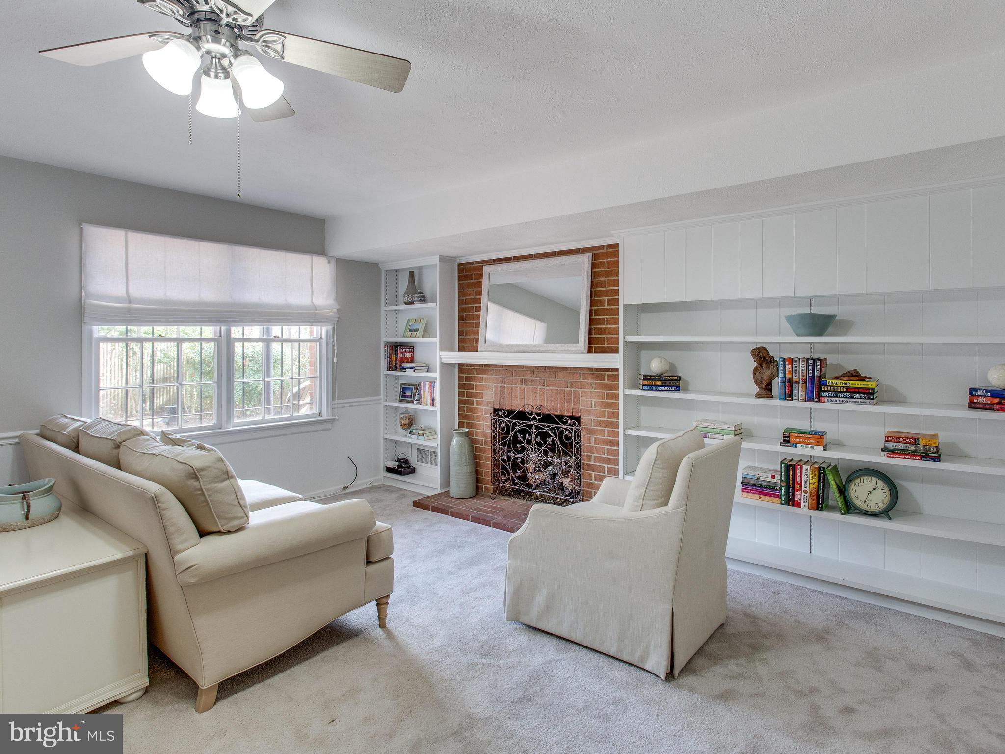 YATES GARDENS - Residential