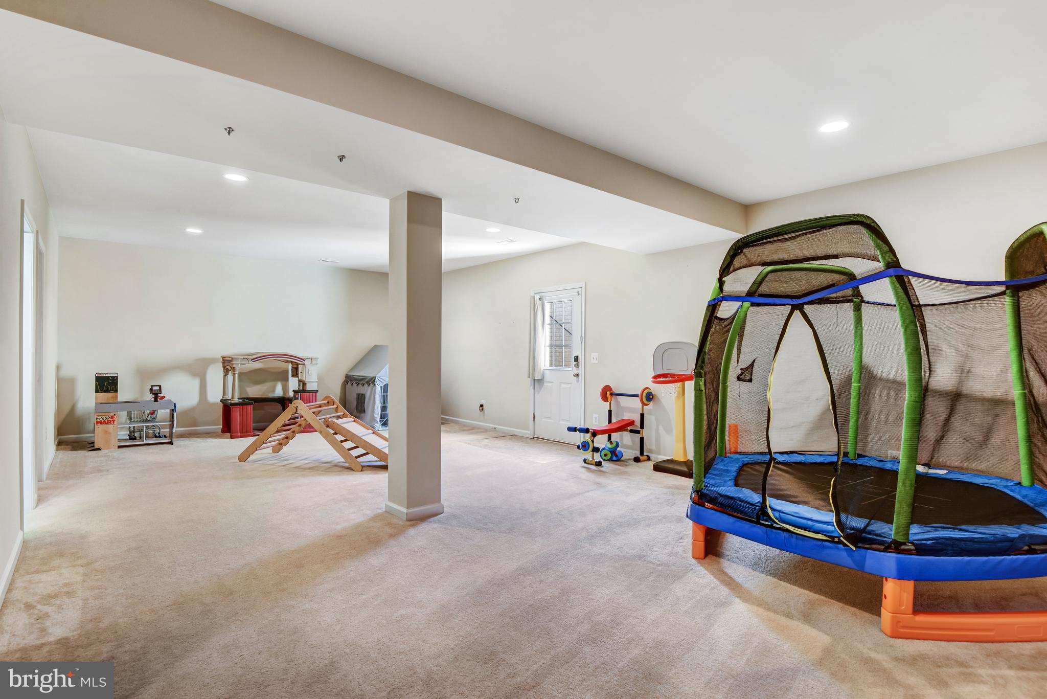 BROOKSIDE - Residential