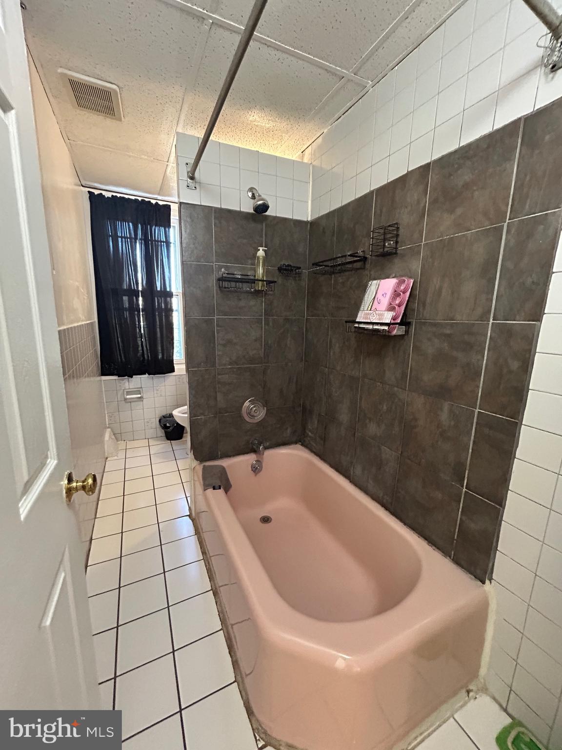 PHILADELPHIA - Residential