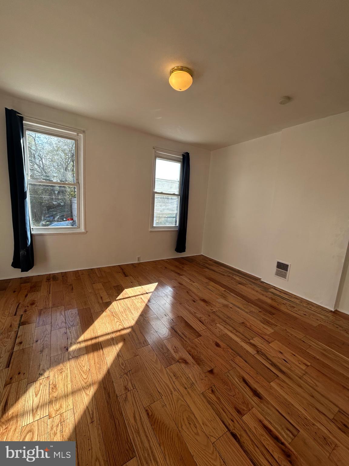 PHILADELPHIA - Residential