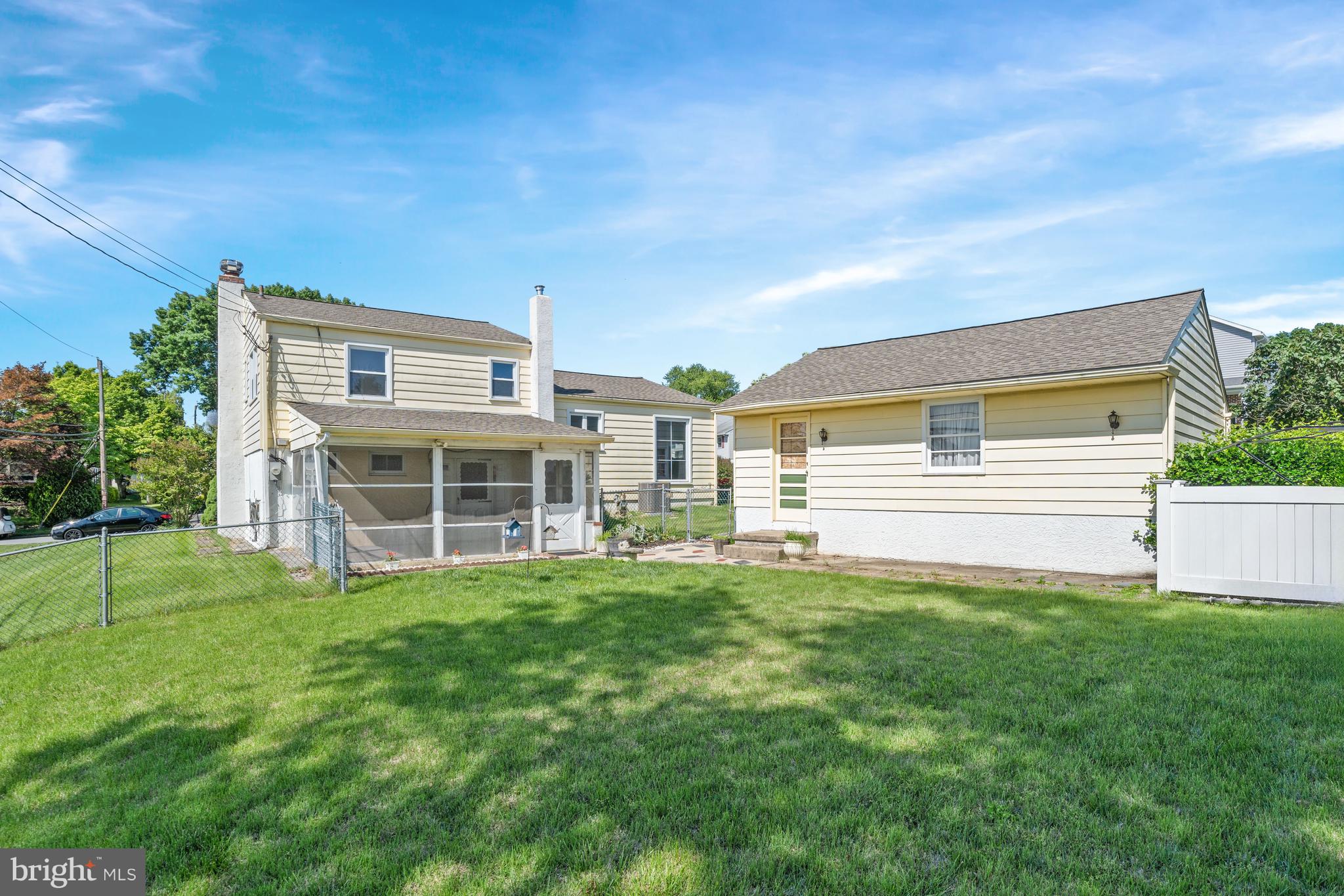 LAWRENCE PARK - Residential