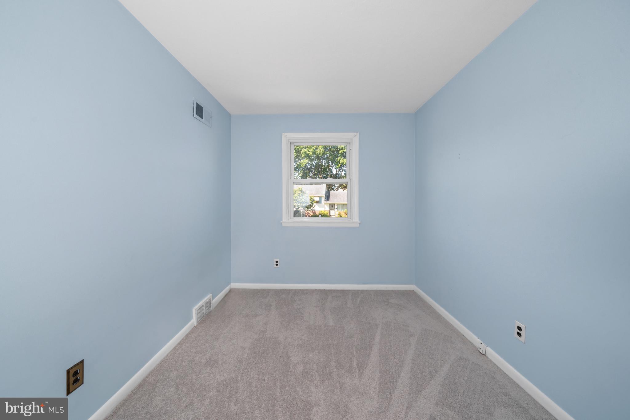 LAWRENCE PARK - Residential