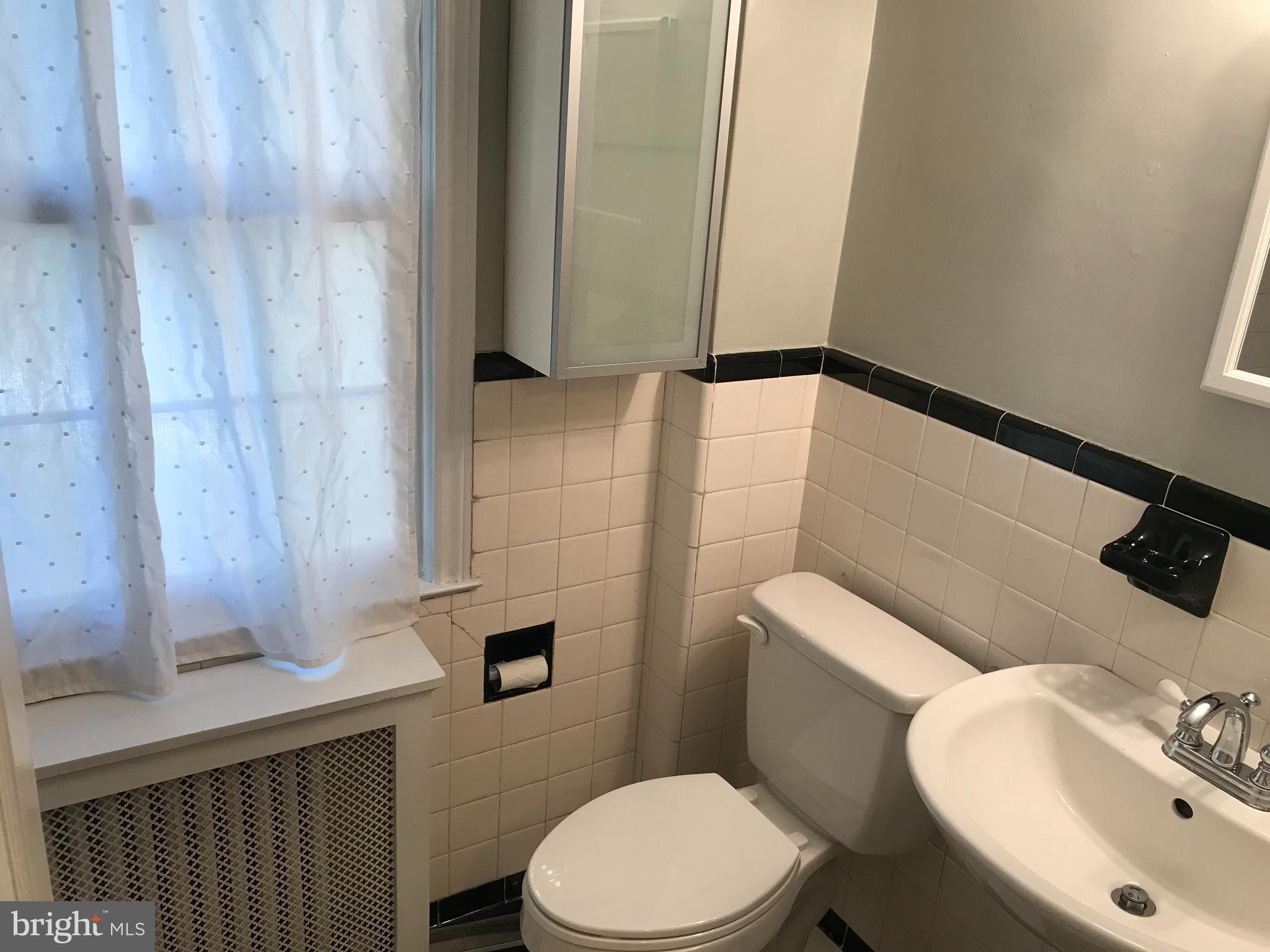 ROCK CREEK VILLAGE CONDOMINIUMS - Residential Lease