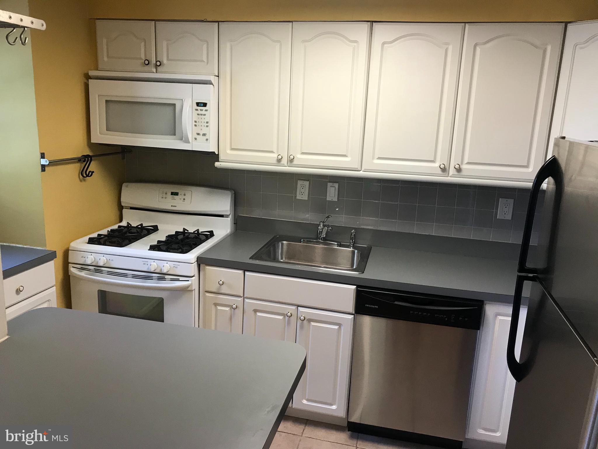 ROCK CREEK VILLAGE CONDOMINIUMS - Residential Lease