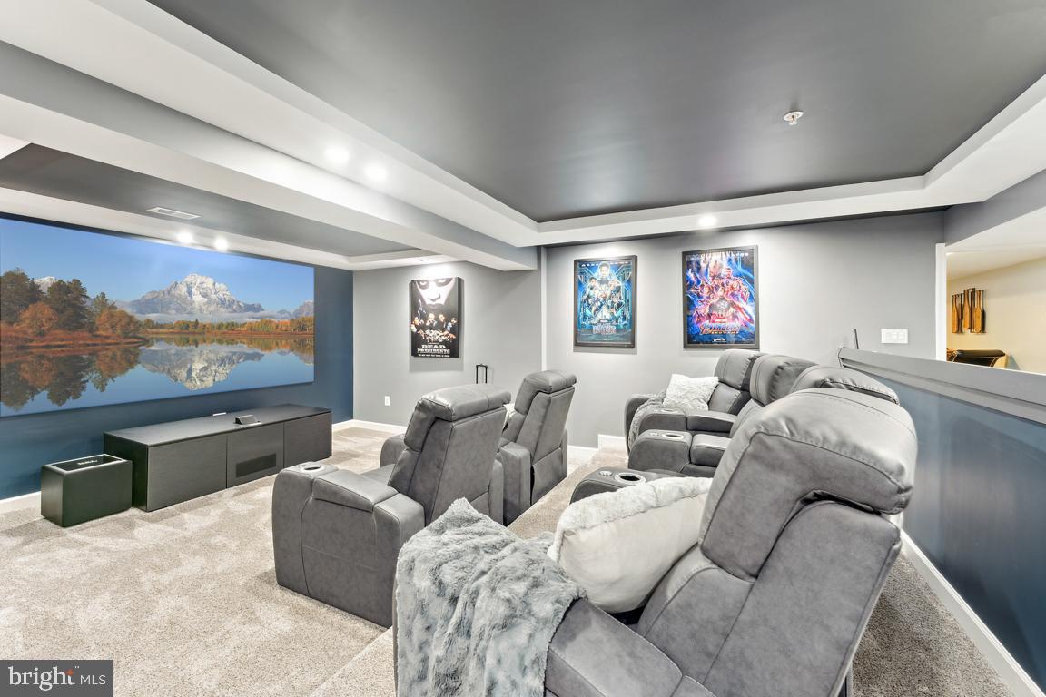 OAK CREEK CLUB - Residential