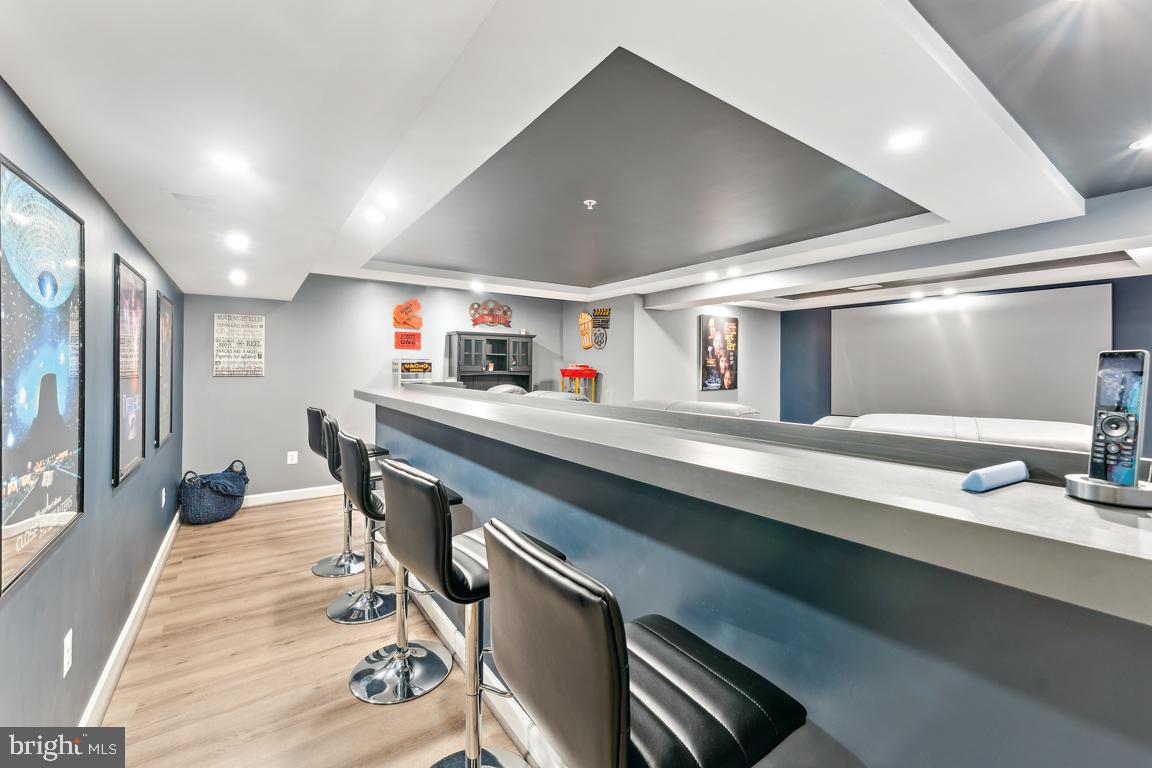 OAK CREEK CLUB - Residential