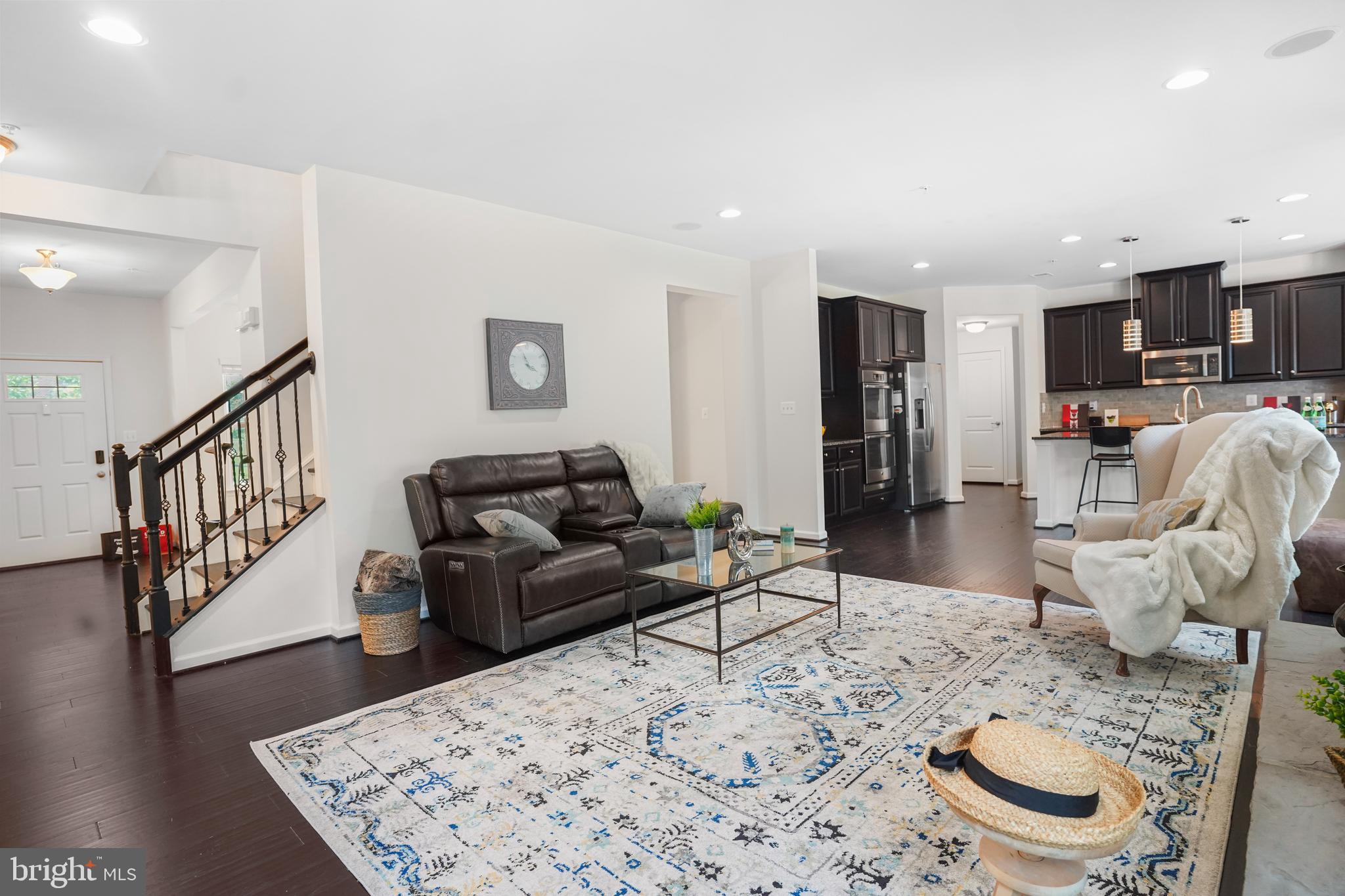 OAK CREEK CLUB - Residential