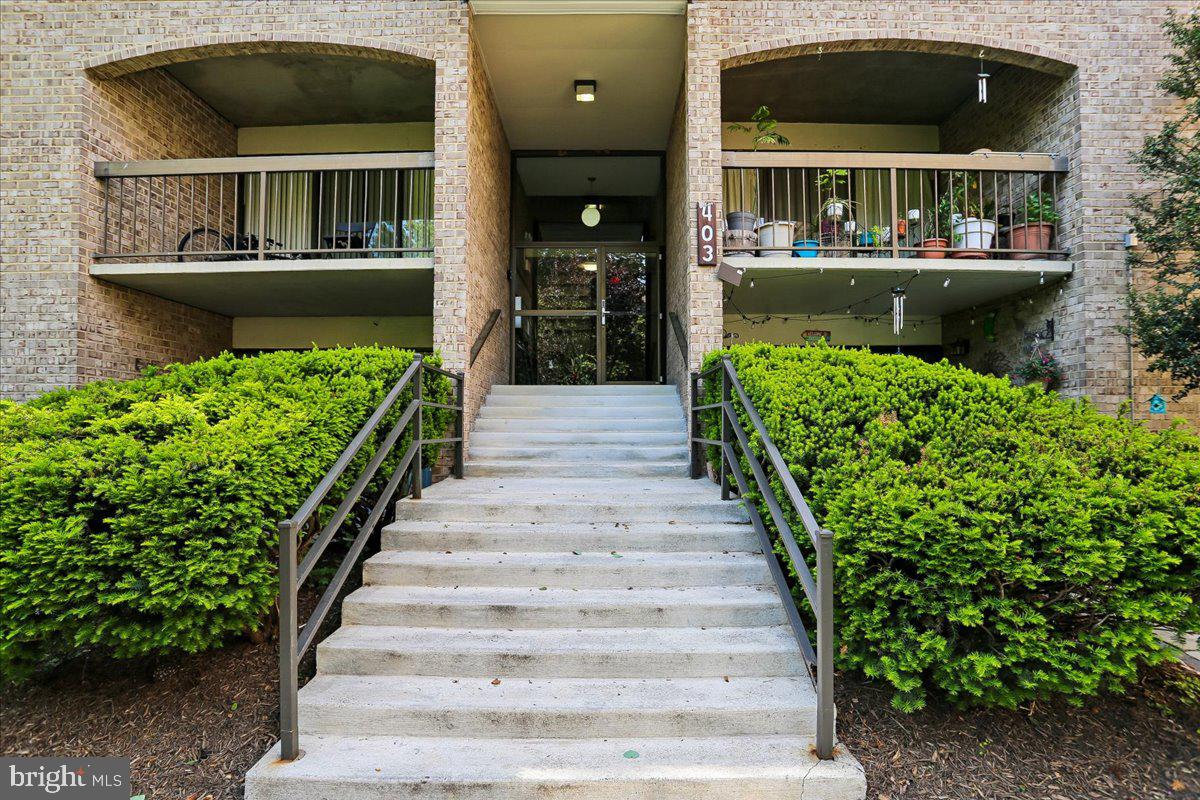 HYDE PARK - Residential