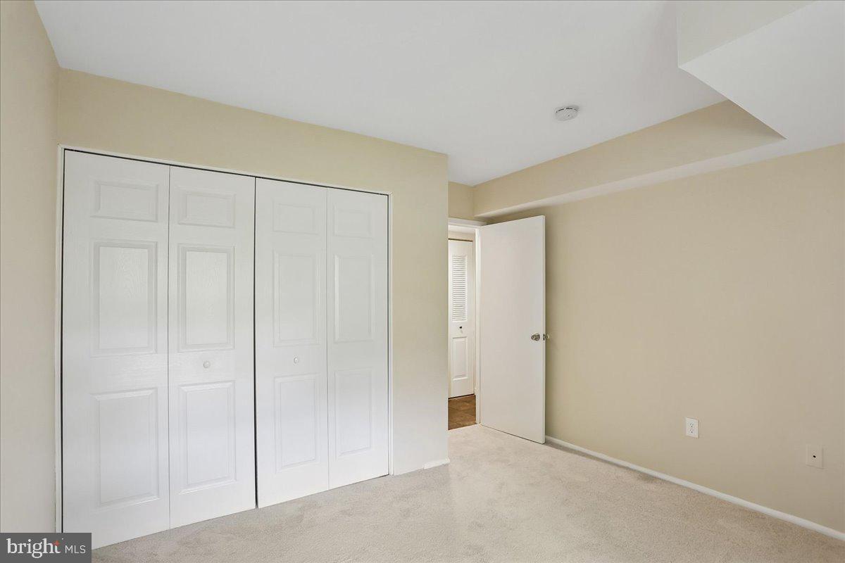HYDE PARK - Residential