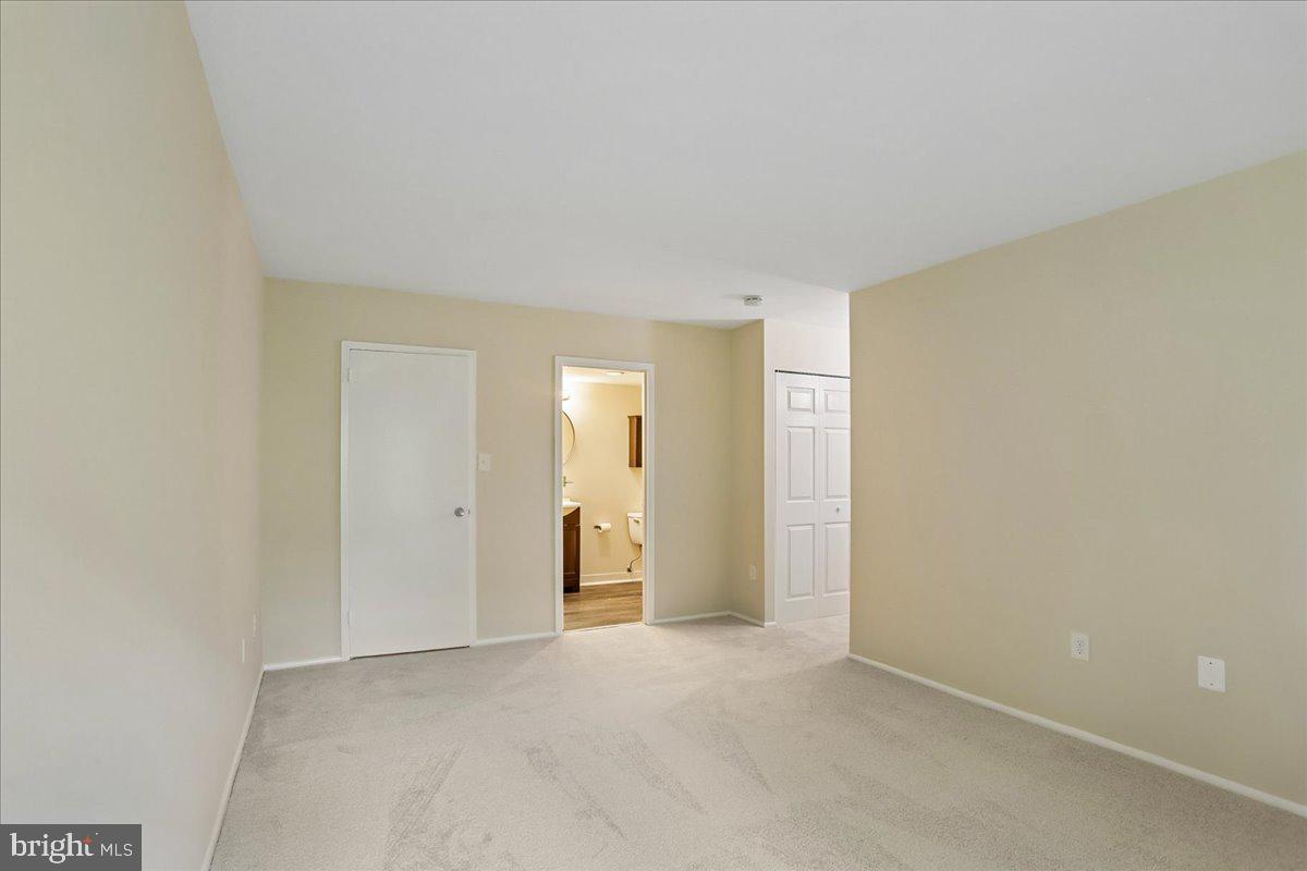 HYDE PARK - Residential