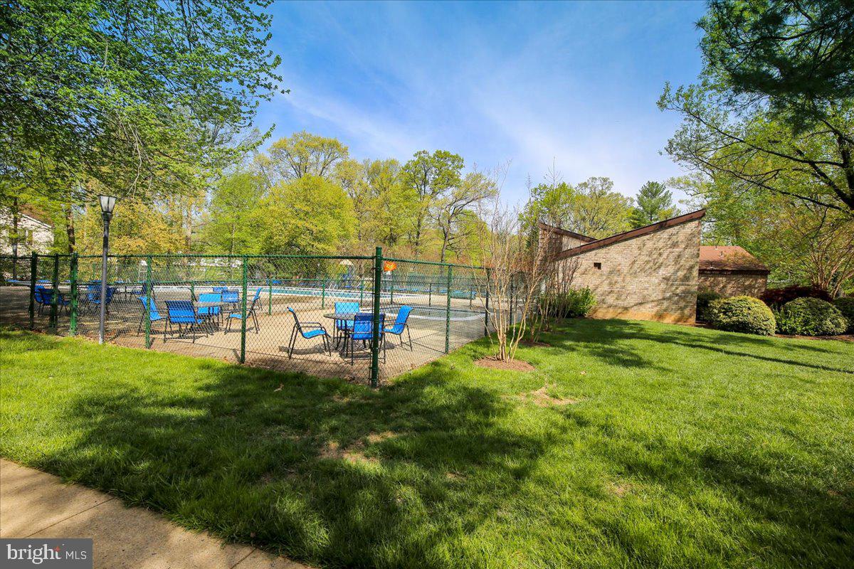 HYDE PARK - Residential