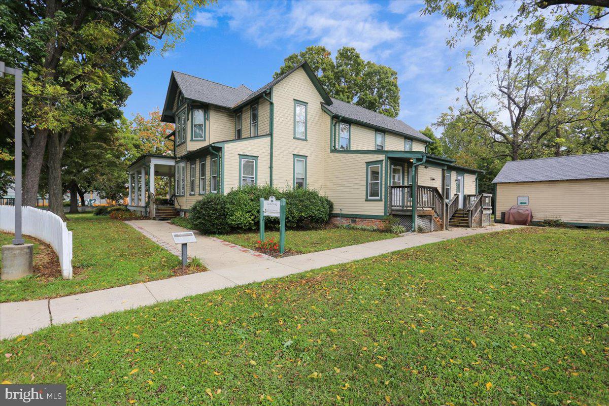 HYDE PARK - Residential