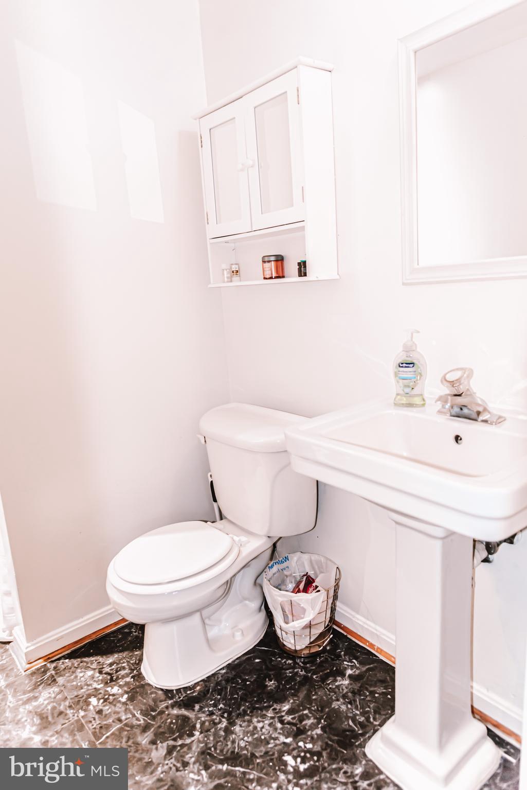 LAKE LAND - Residential