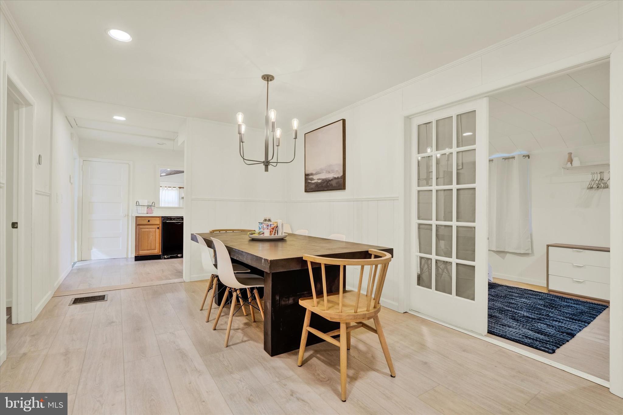 HACKS POINT - Residential