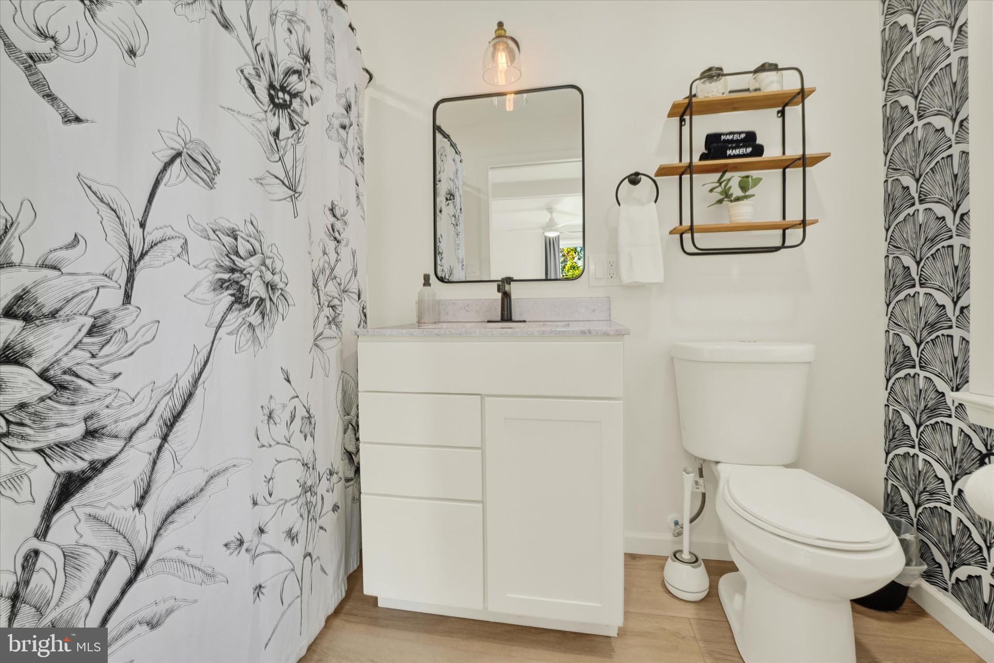 HACKS POINT - Residential