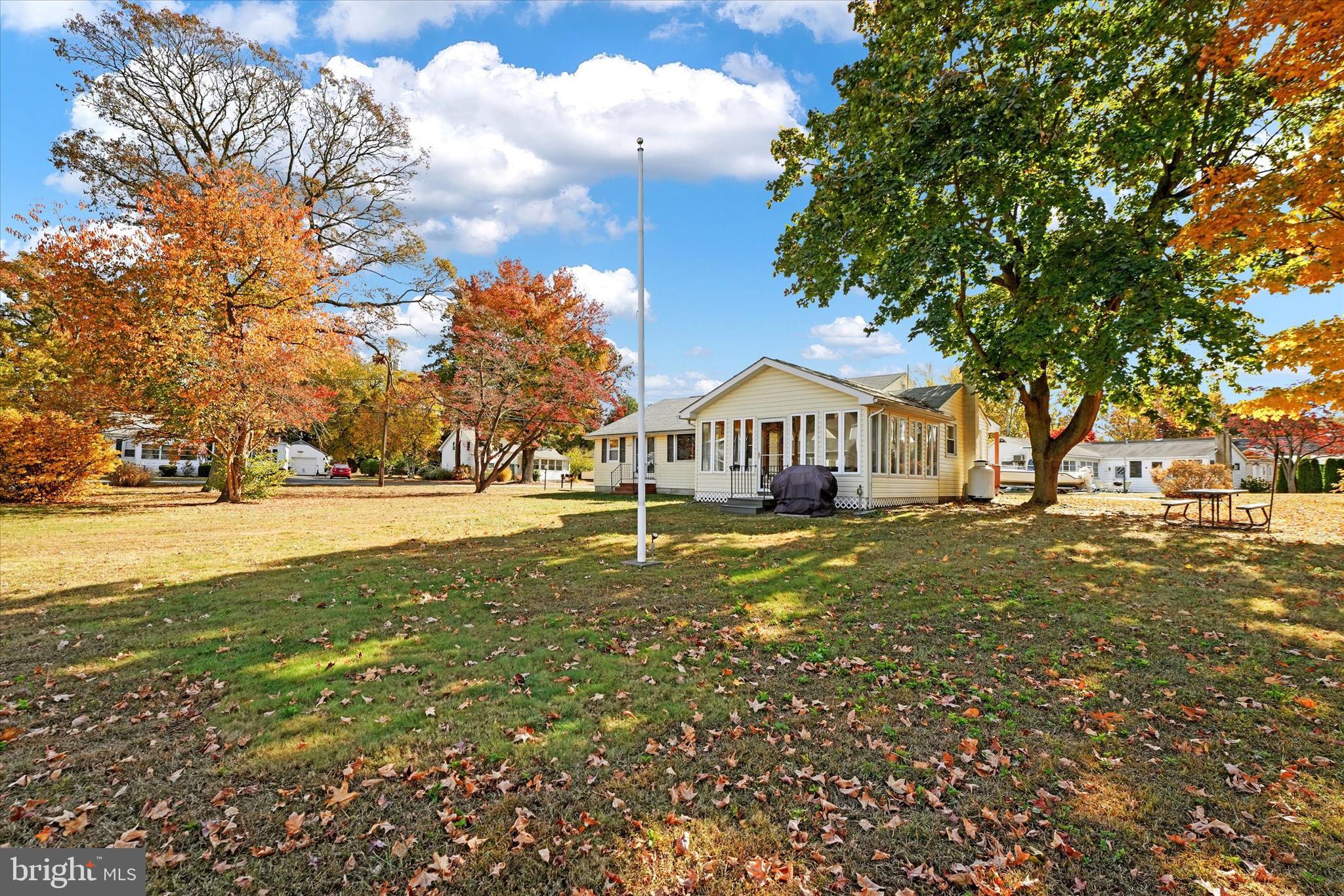 HACKS POINT - Residential