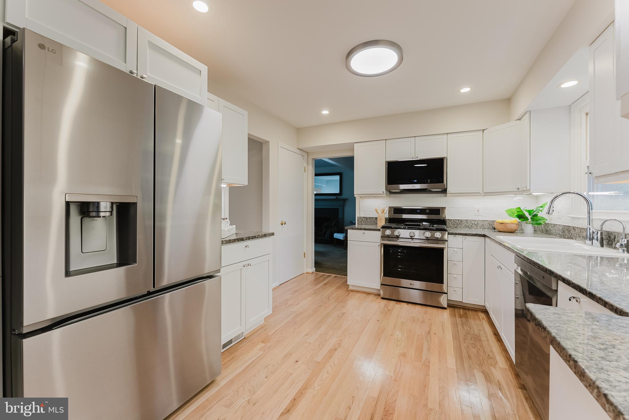 9010 LAKE BRADDOCK DRIVE