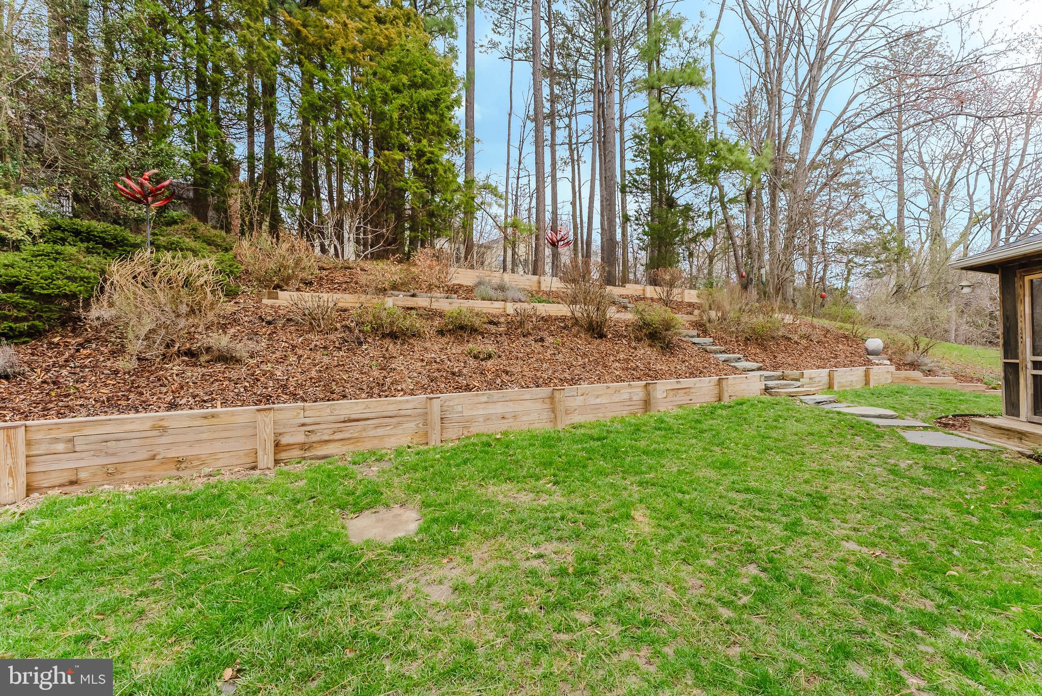 SIGNAL HILL - Residential