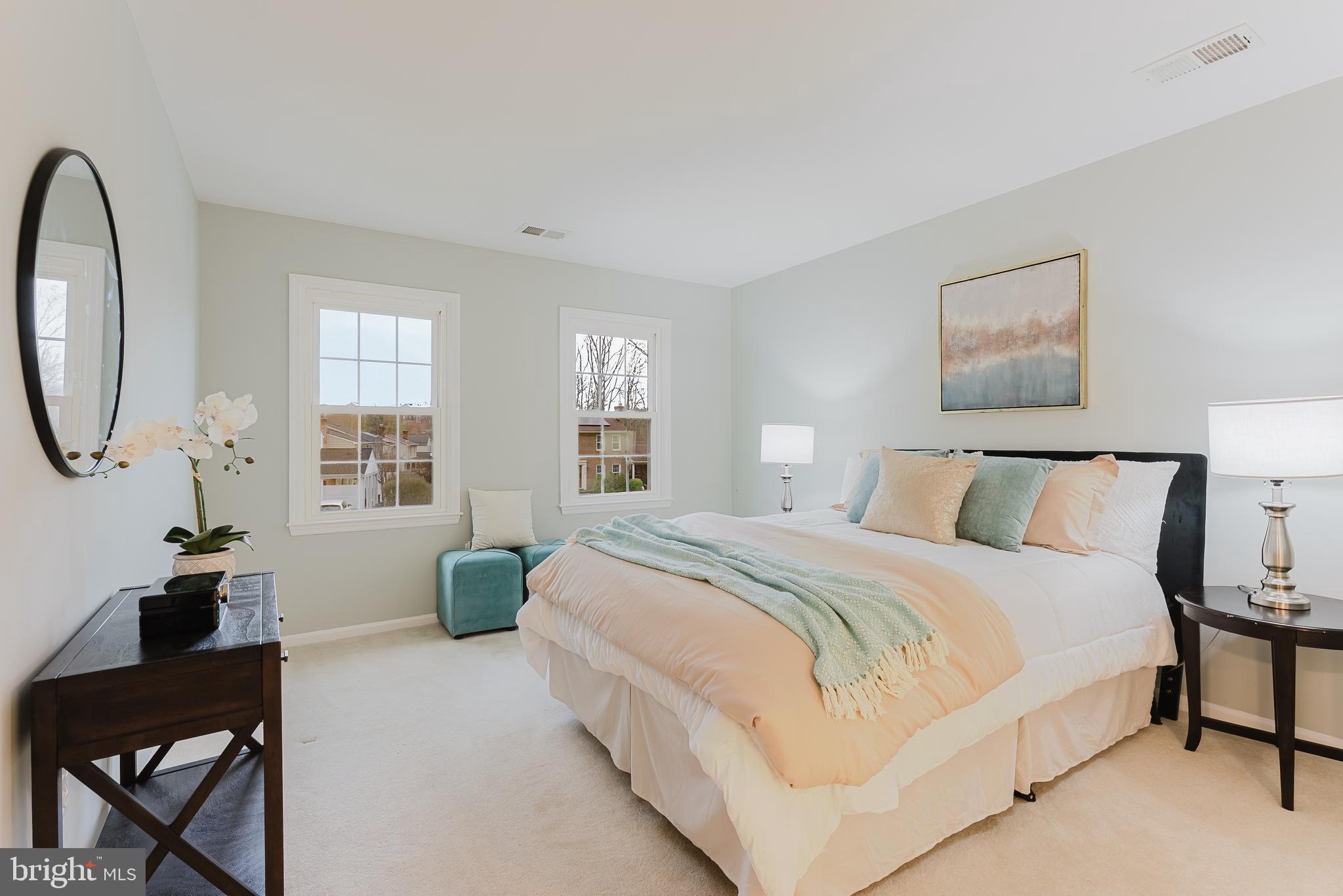 SIGNAL HILL - Residential