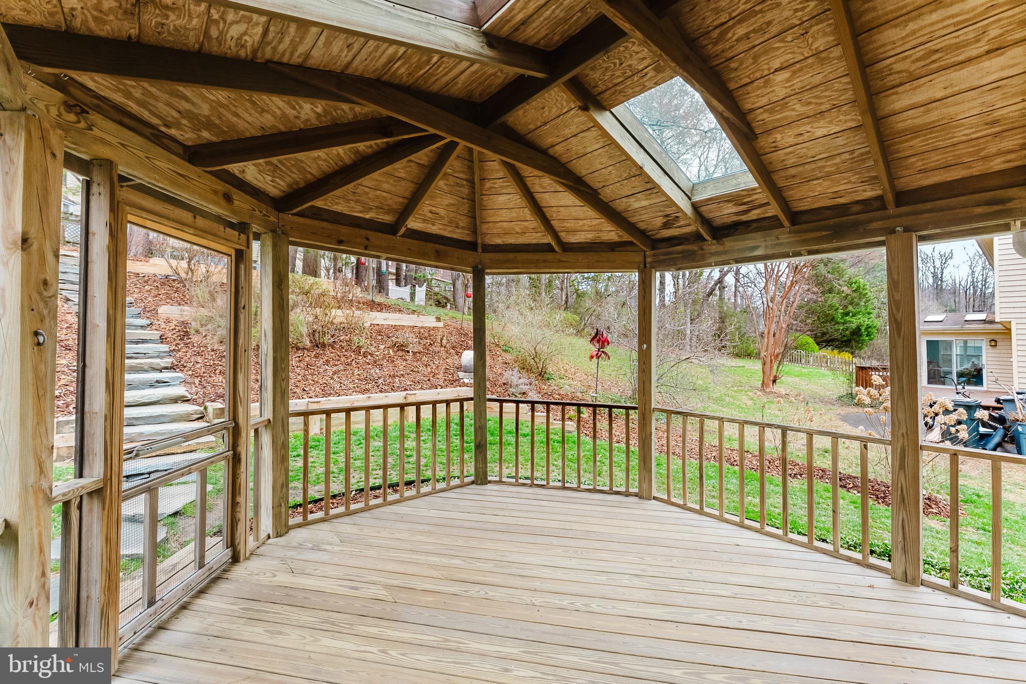 SIGNAL HILL - Residential