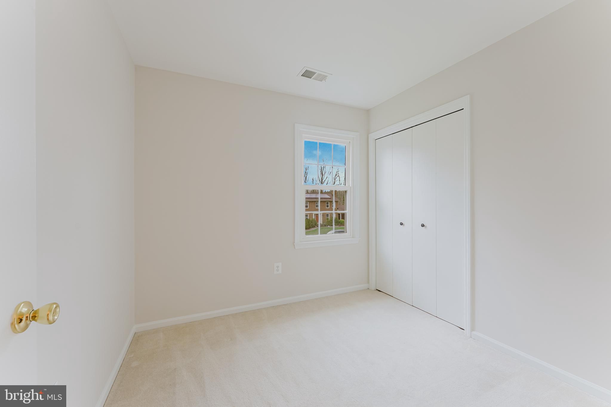 SIGNAL HILL - Residential