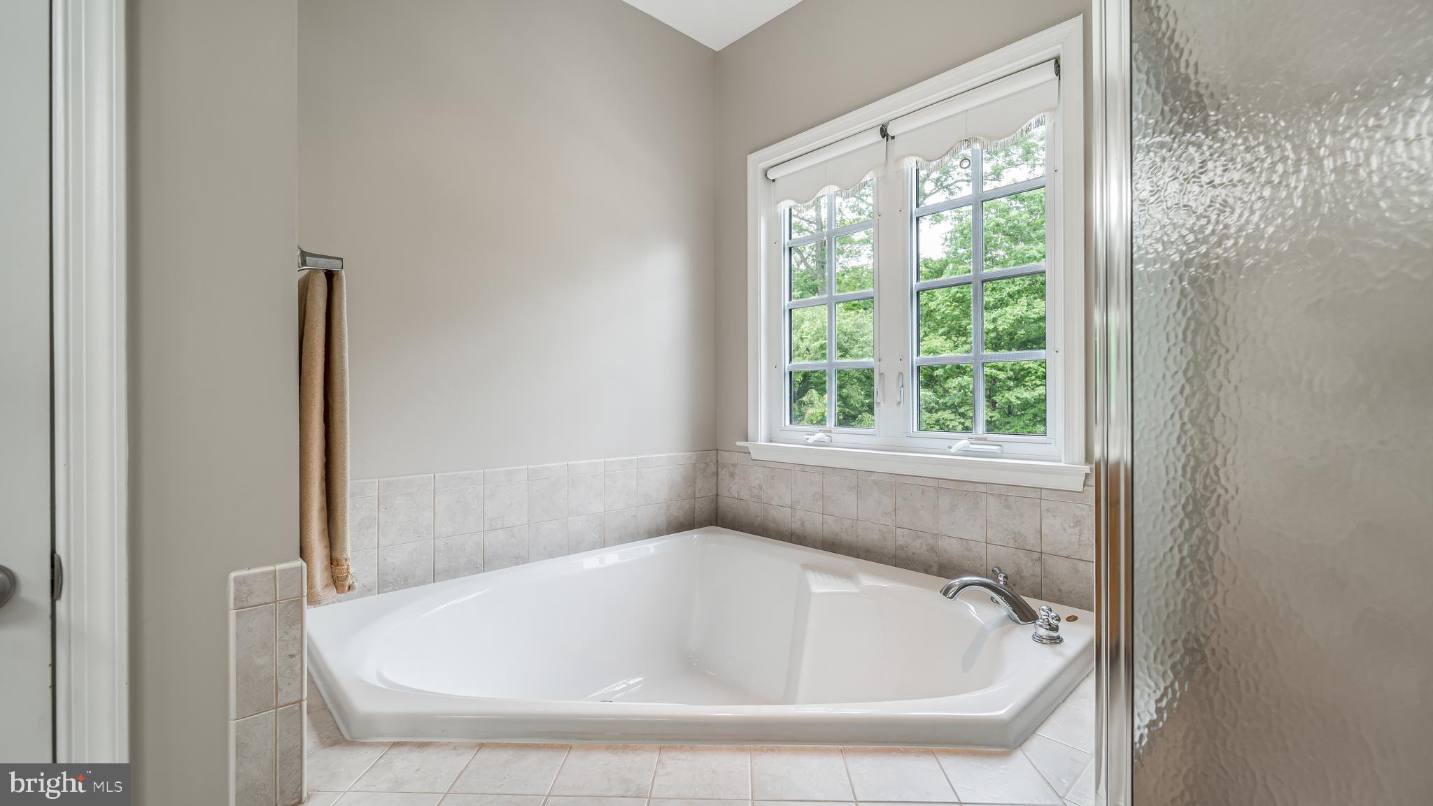 WHITE OAKS ESTATES - Residential