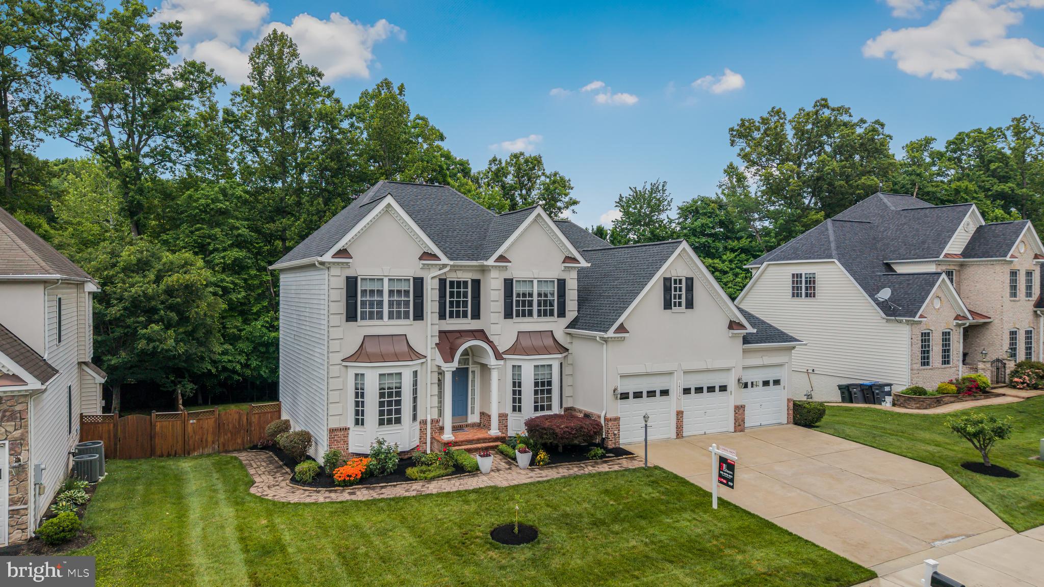 WHITE OAKS ESTATES - Residential