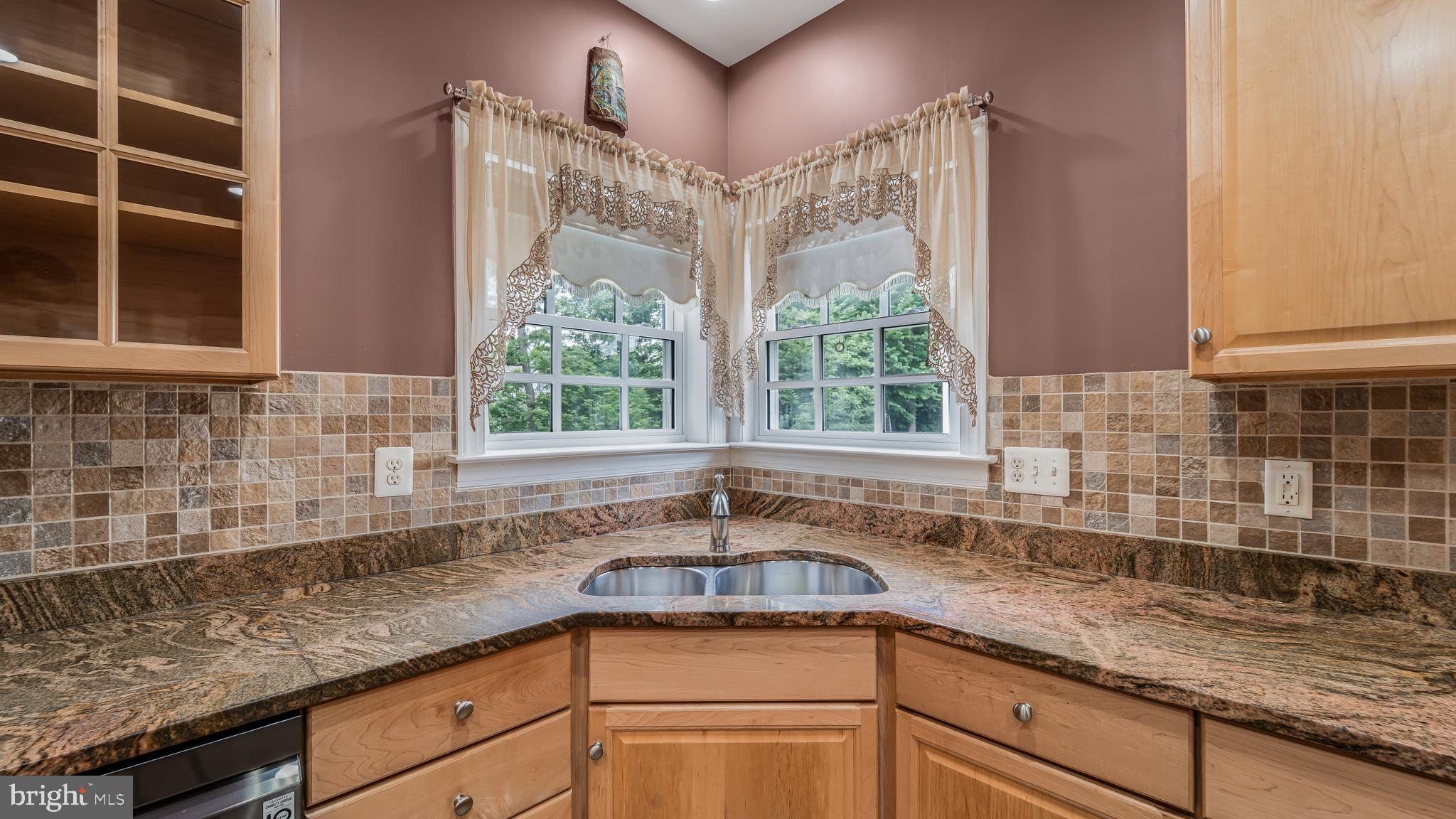 WHITE OAKS ESTATES - Residential