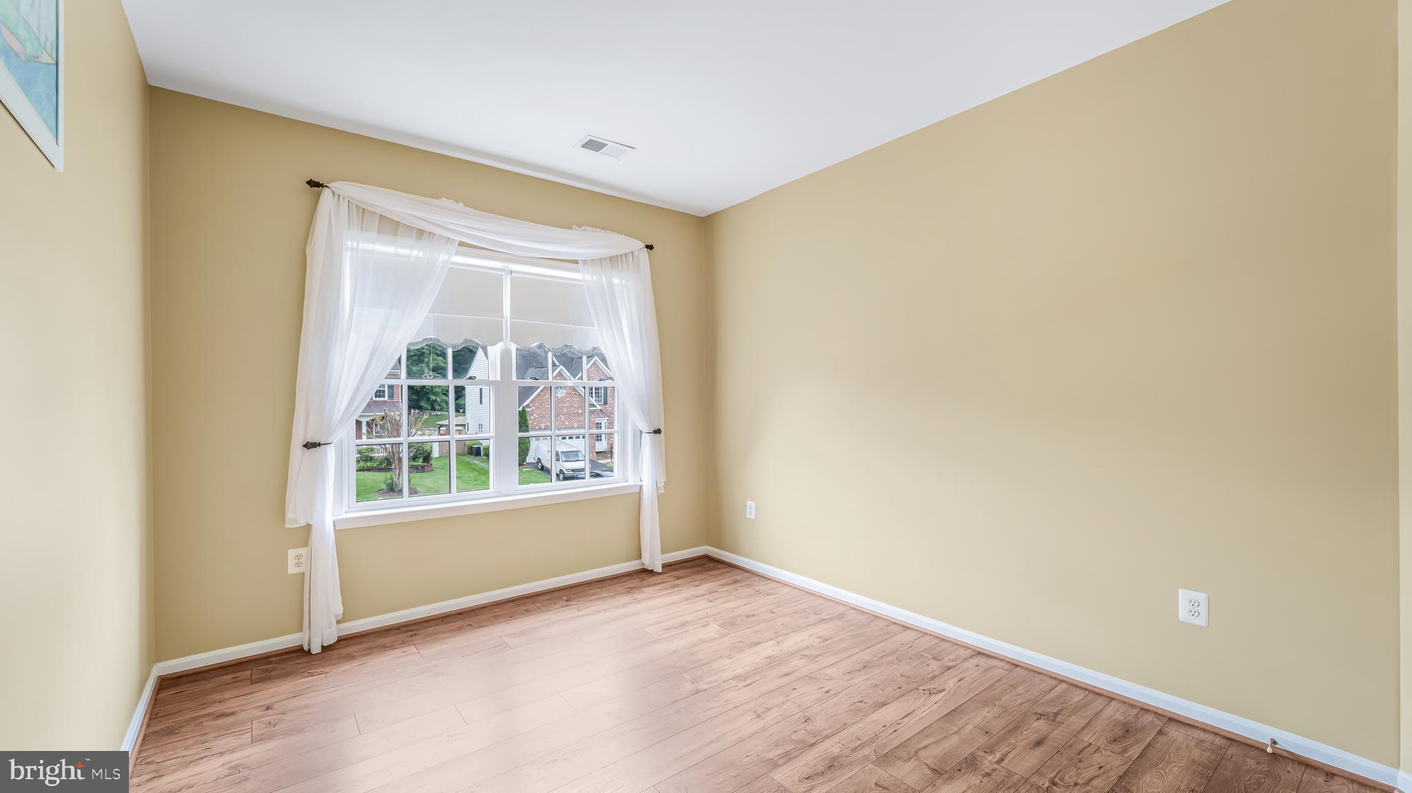WHITE OAKS ESTATES - Residential