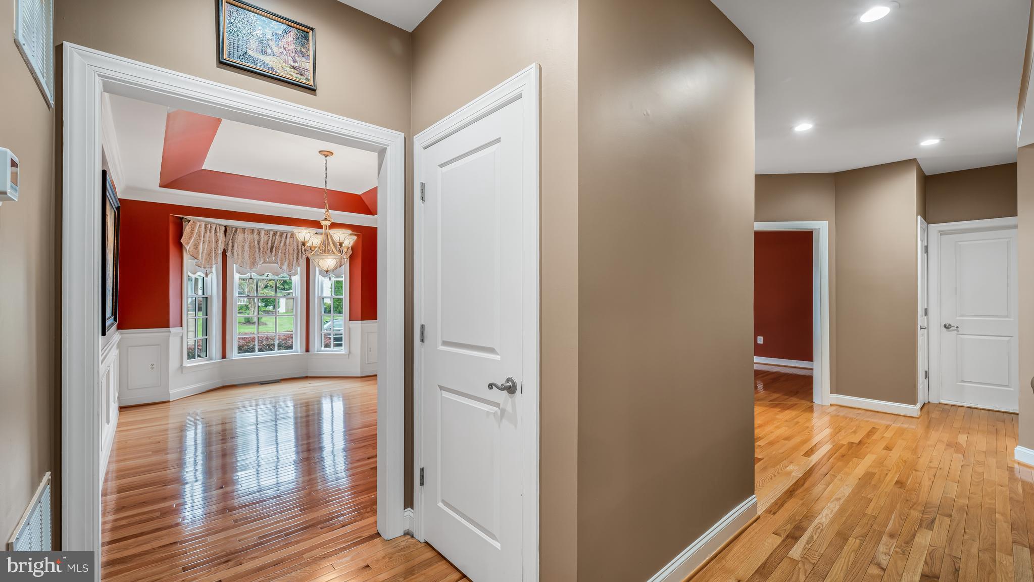 WHITE OAKS ESTATES - Residential