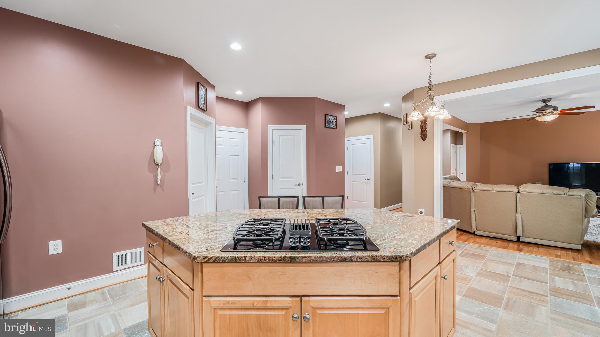 WHITE OAKS ESTATES - Residential