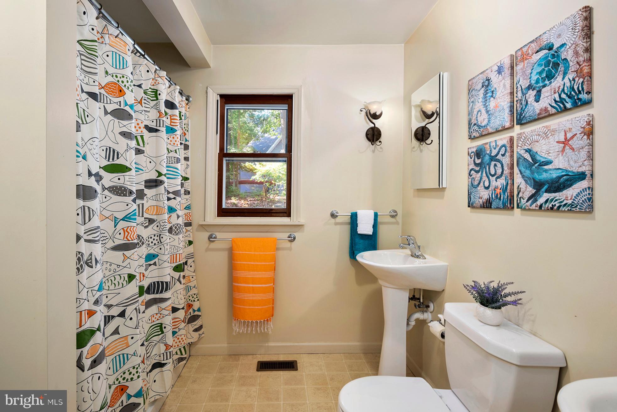 CHESTER HARBOR - Residential