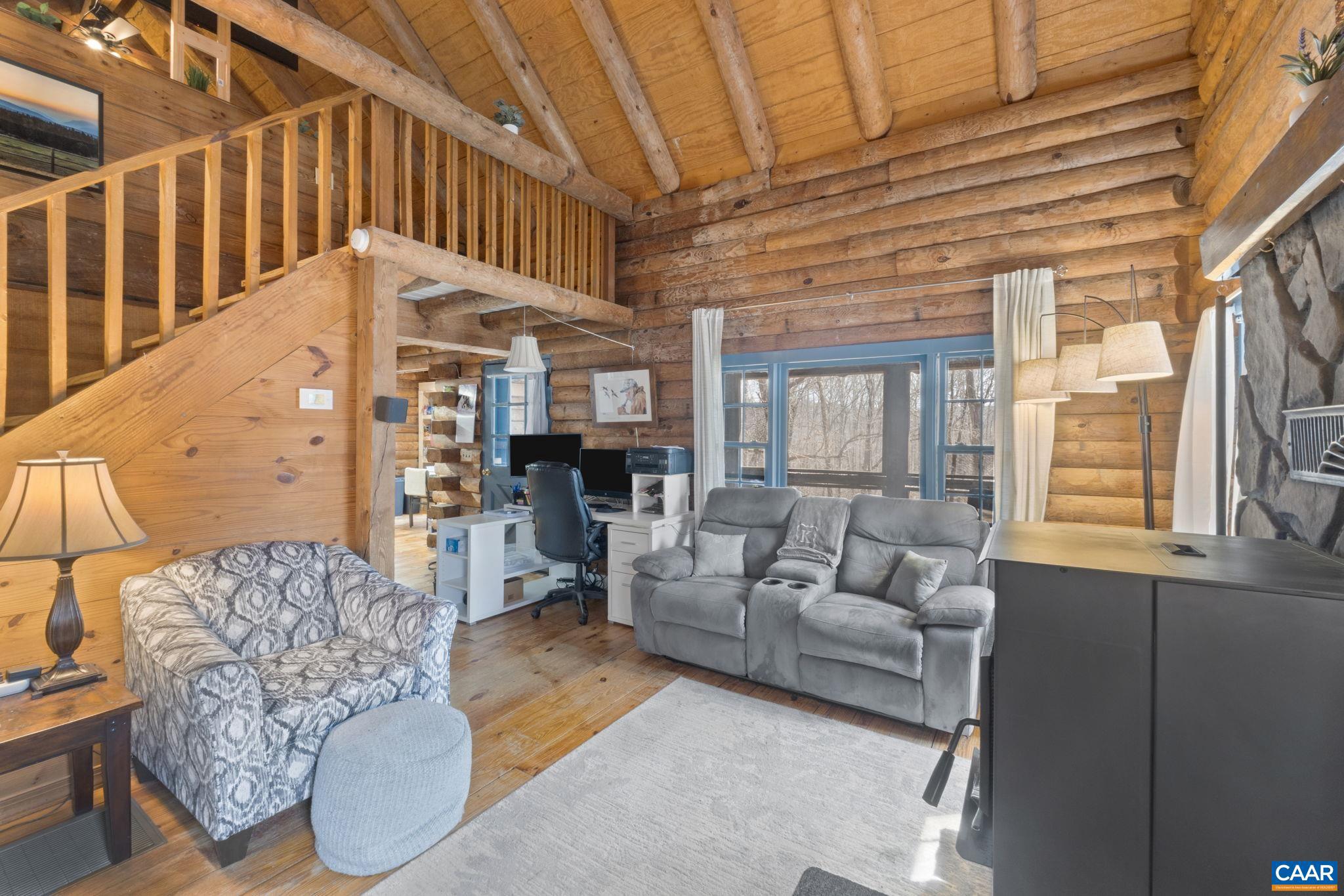 1522 HOLLAND CREEK RD