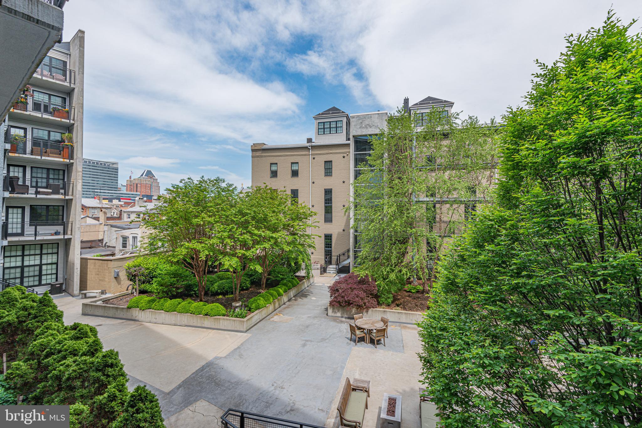 LITTLE ITALY - Residential