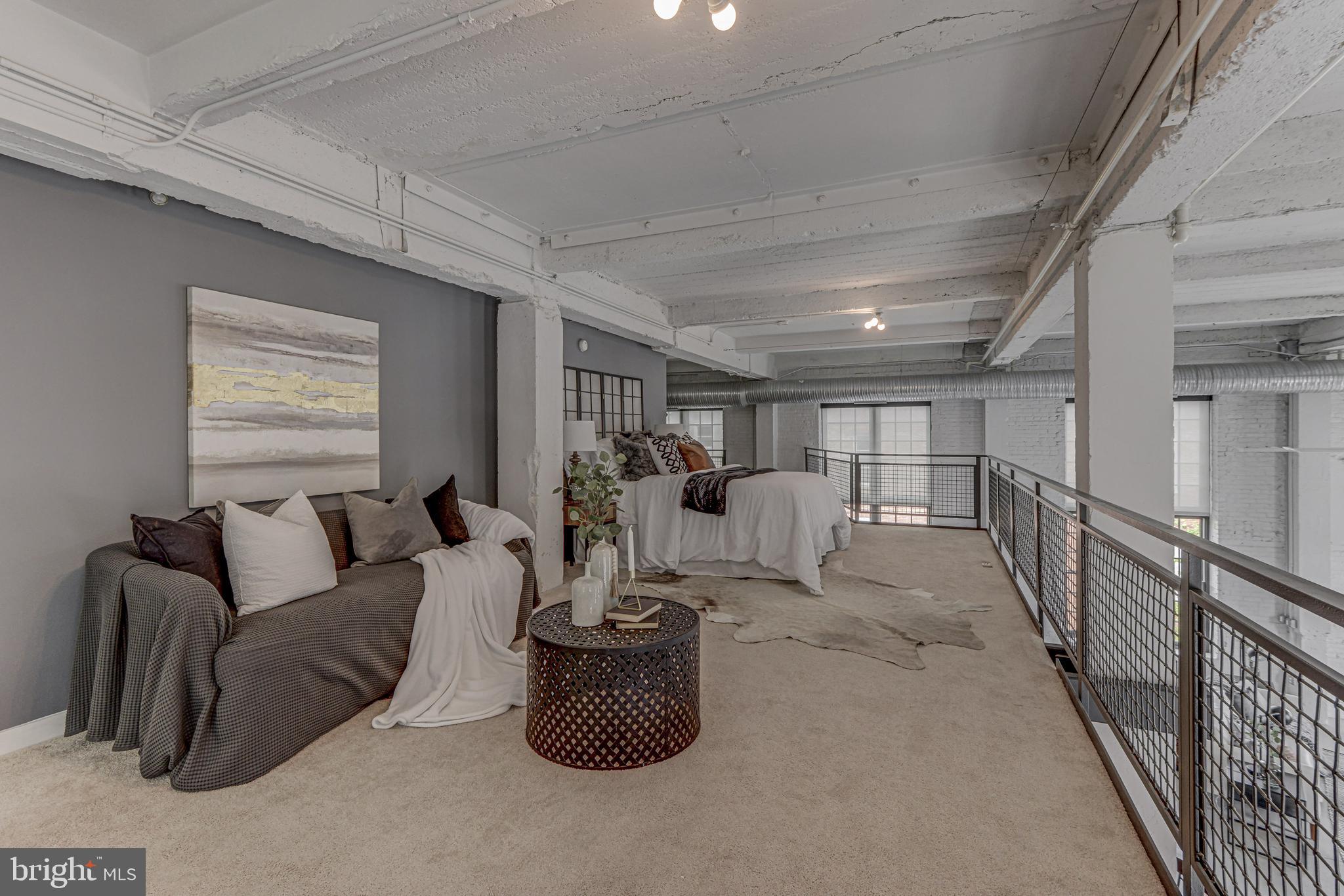 LITTLE ITALY - Residential