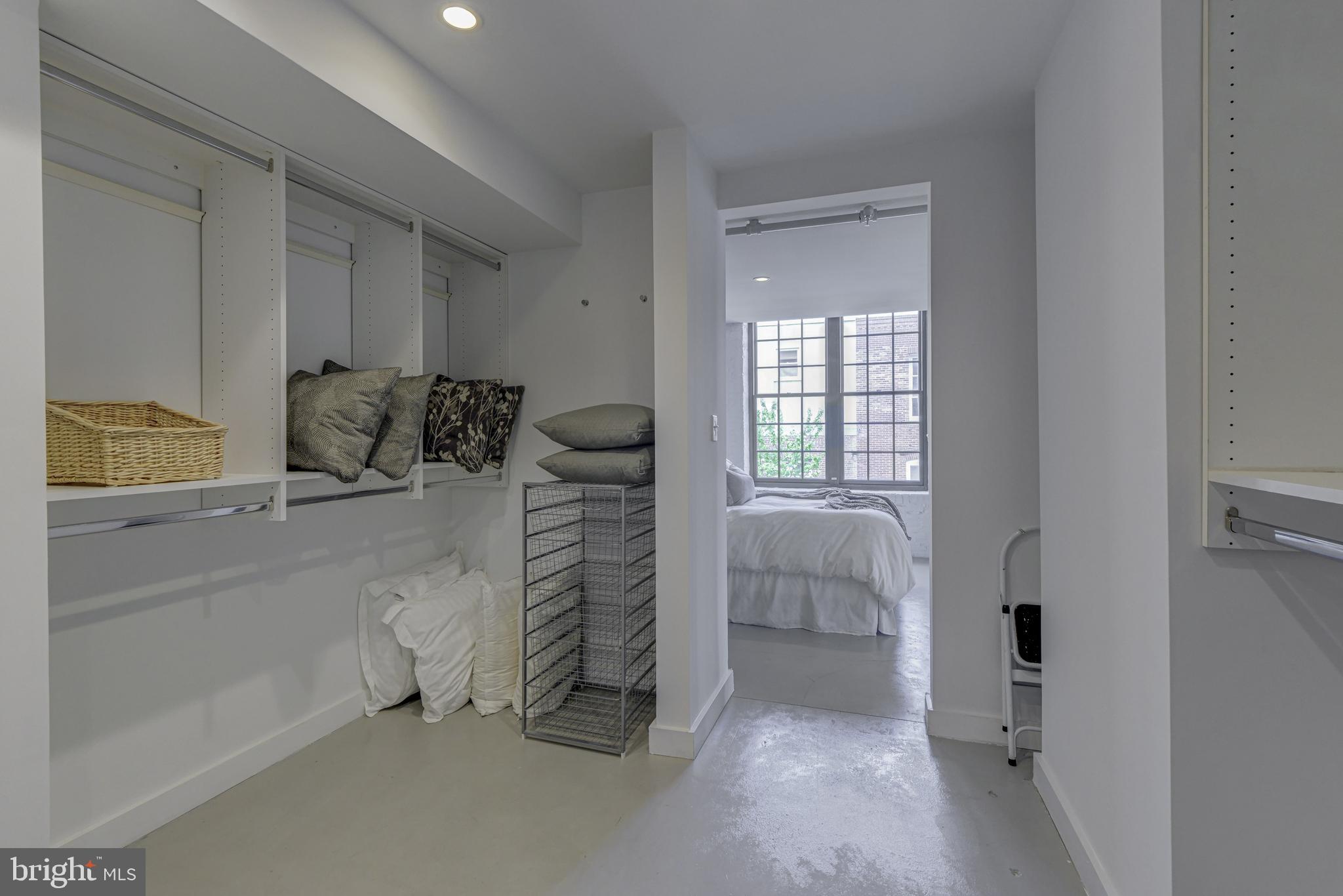 LITTLE ITALY - Residential