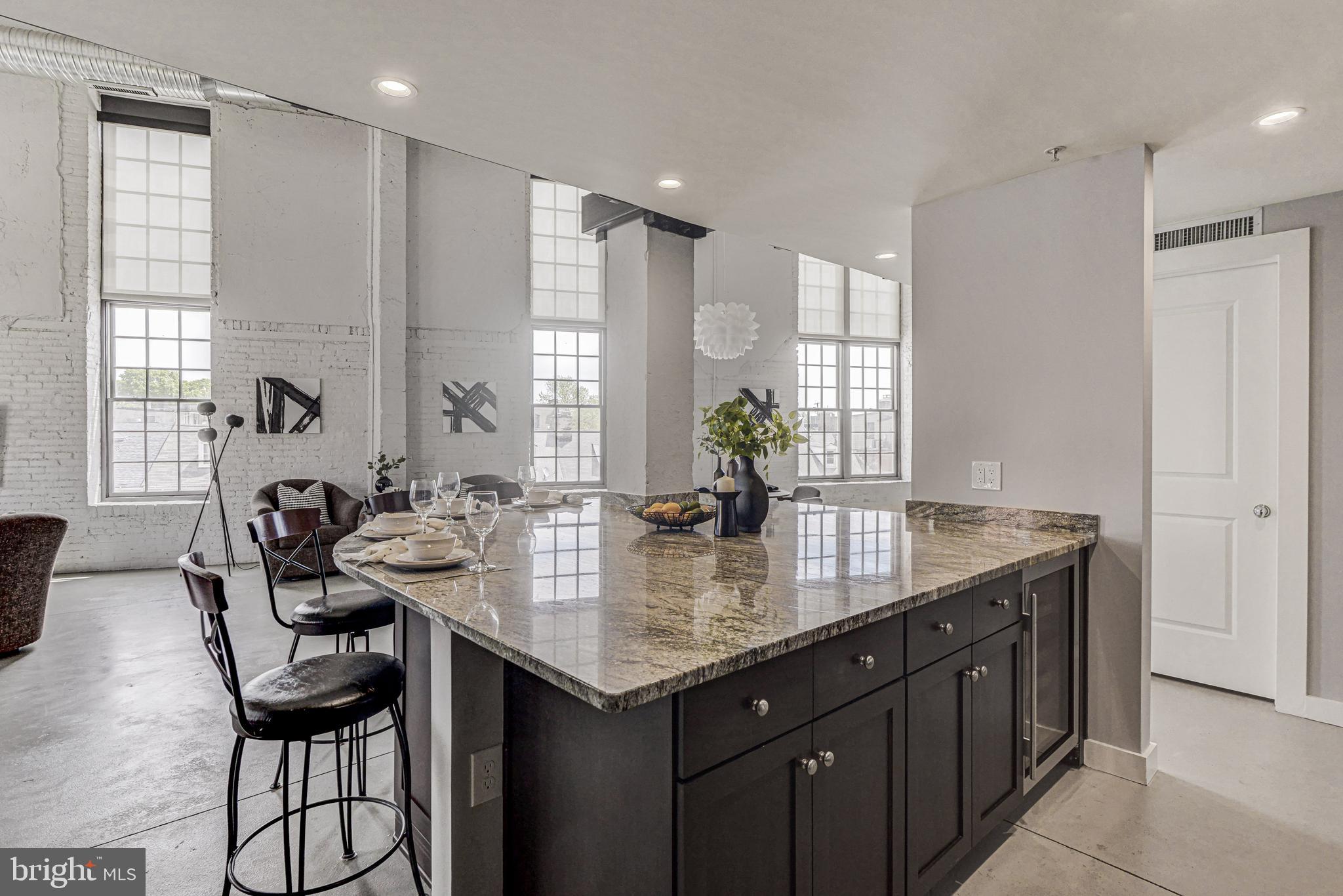 LITTLE ITALY - Residential