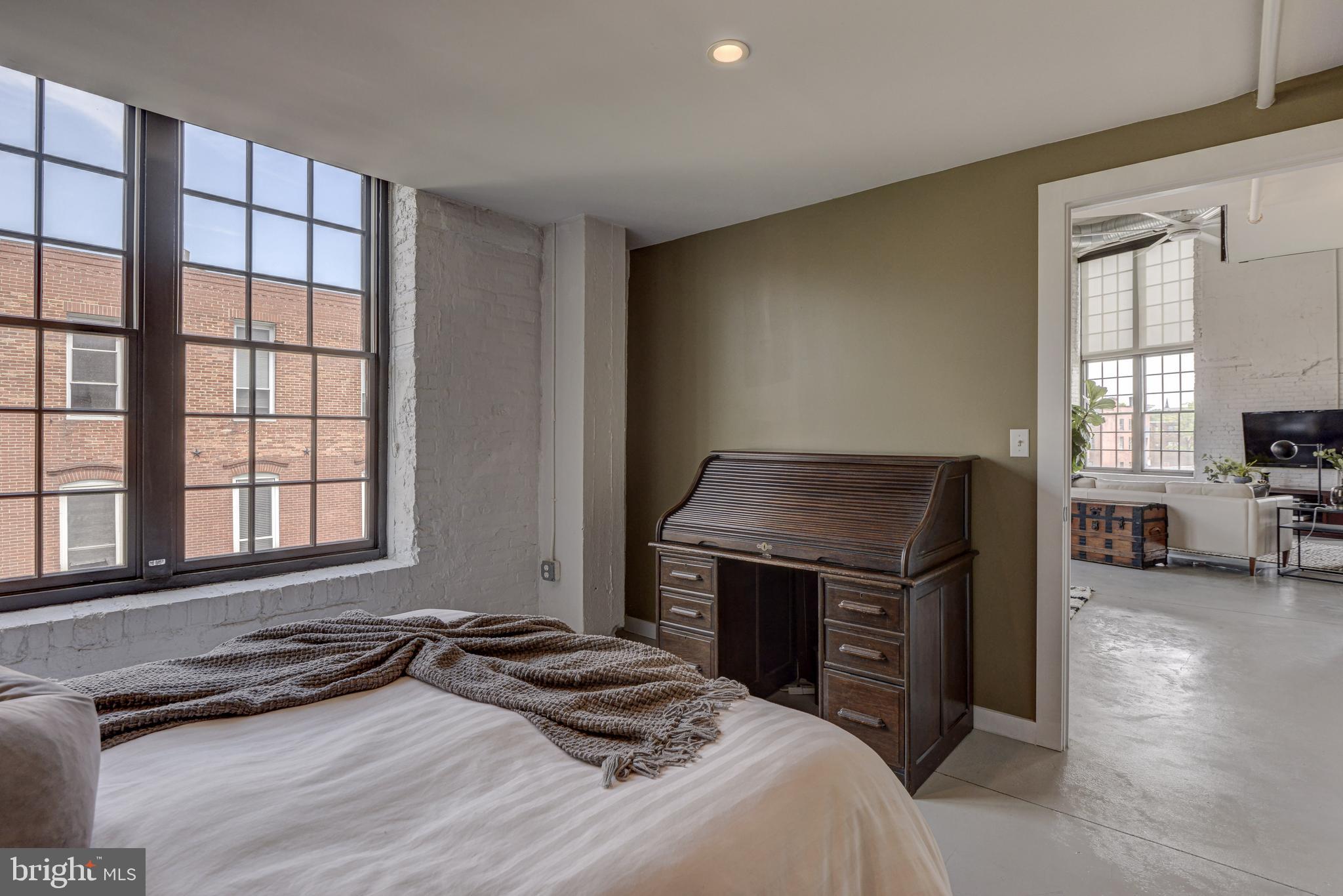 LITTLE ITALY - Residential