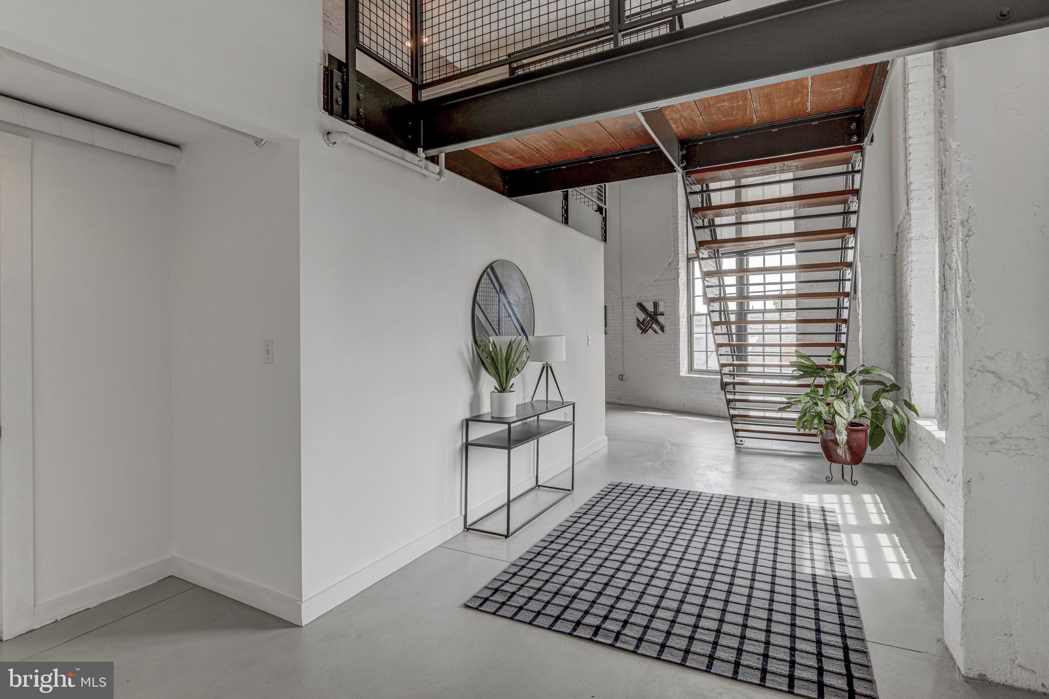 LITTLE ITALY - Residential