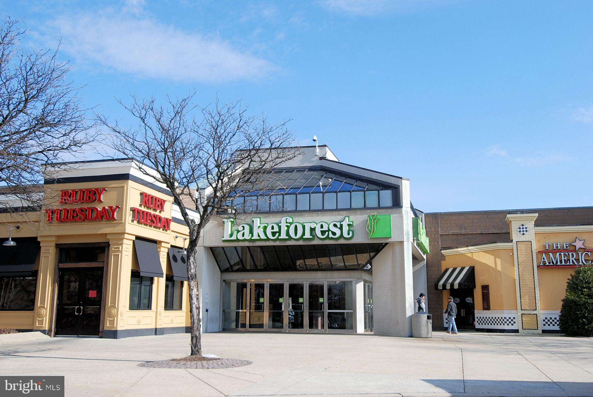 MONTGOMERY VILLAGE - Residential Lease